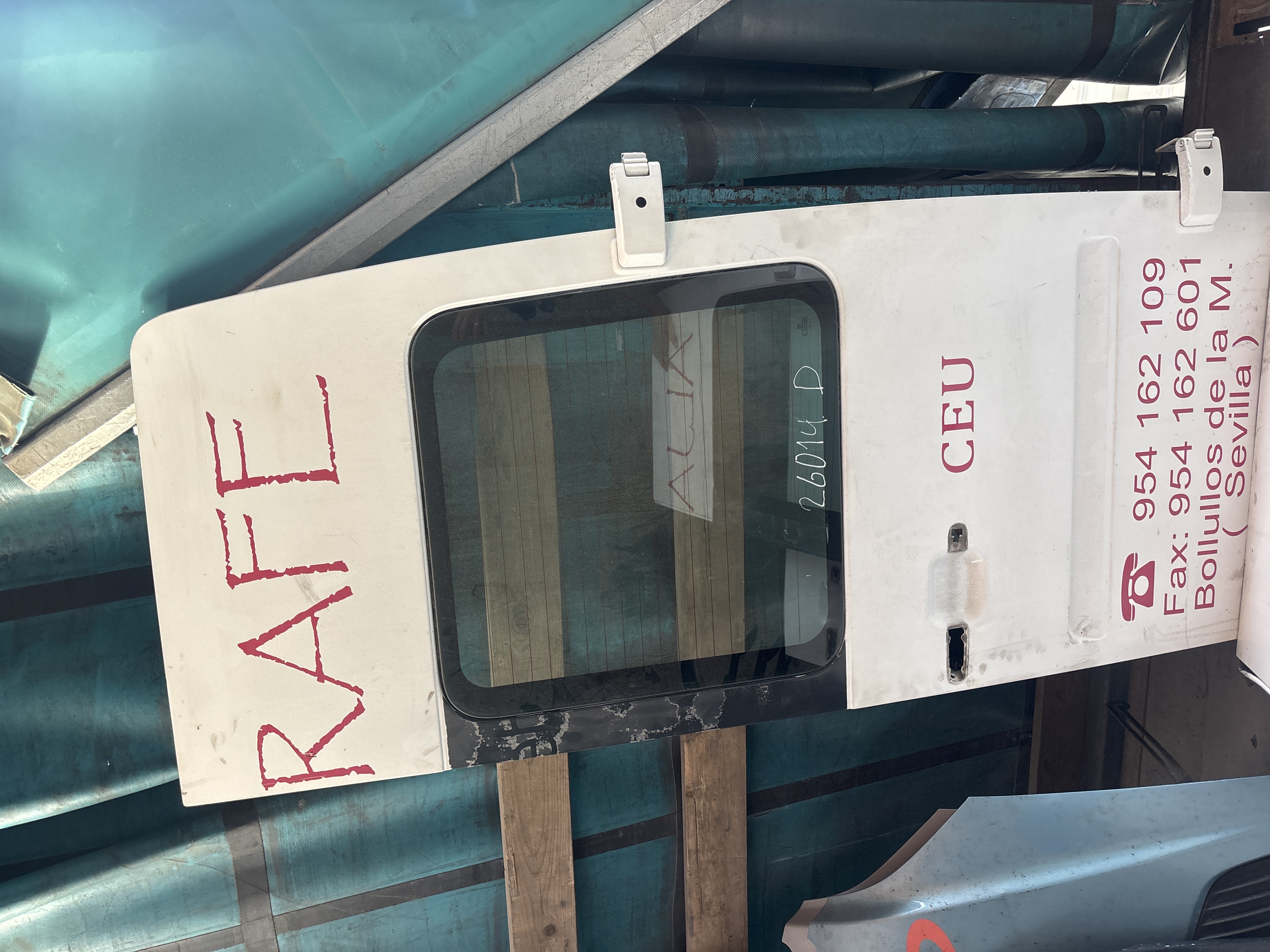 PUERTA TRASERA DERECHA VOLKSWAGEN LT CAJA CERRADA / COMBI (MOD. 1997) LT  28  Caja cerrada