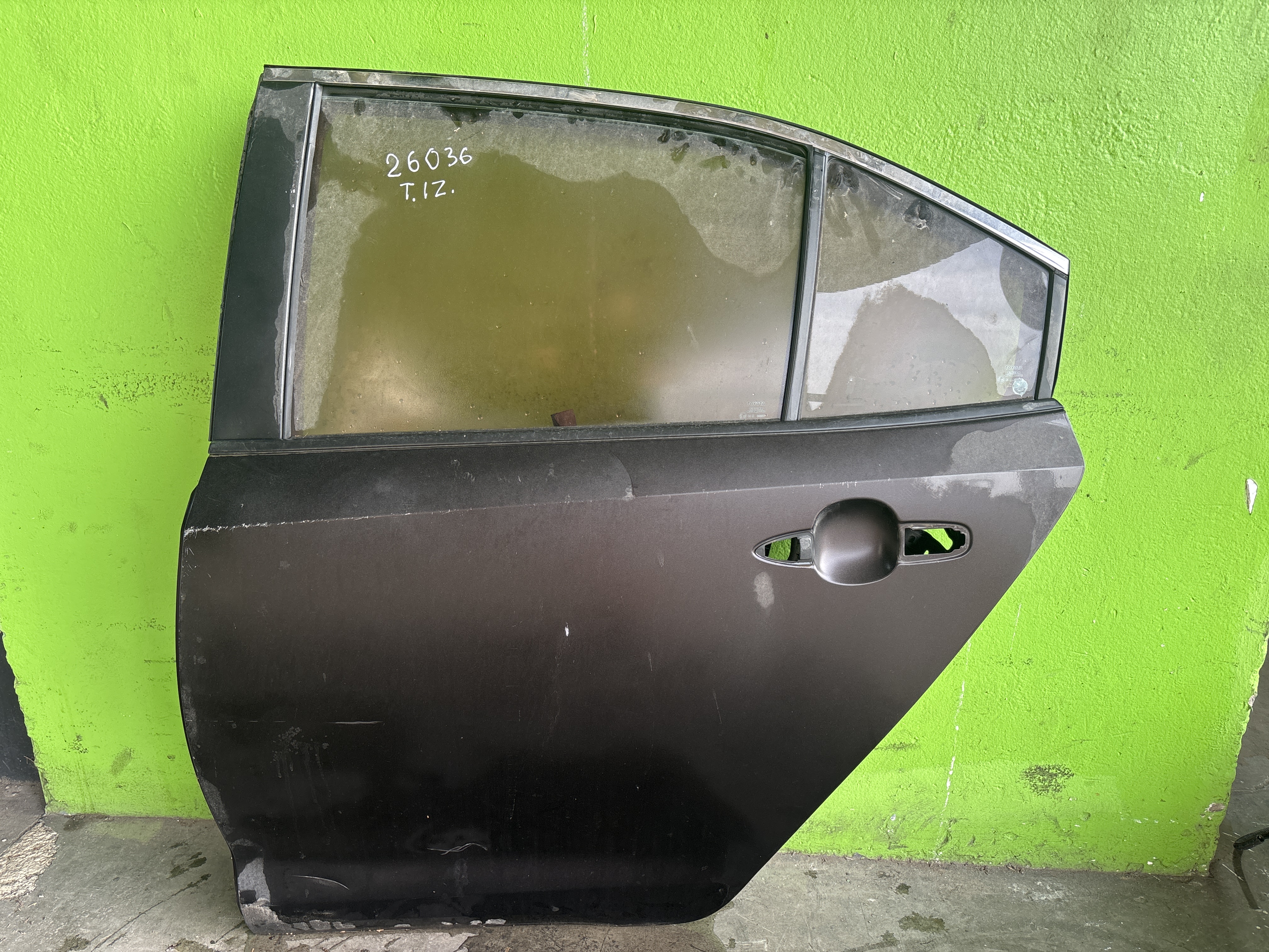 PUERTA TRASERA DERECHA TOYOTA COROLLA (E21) HYBRID STYLE
