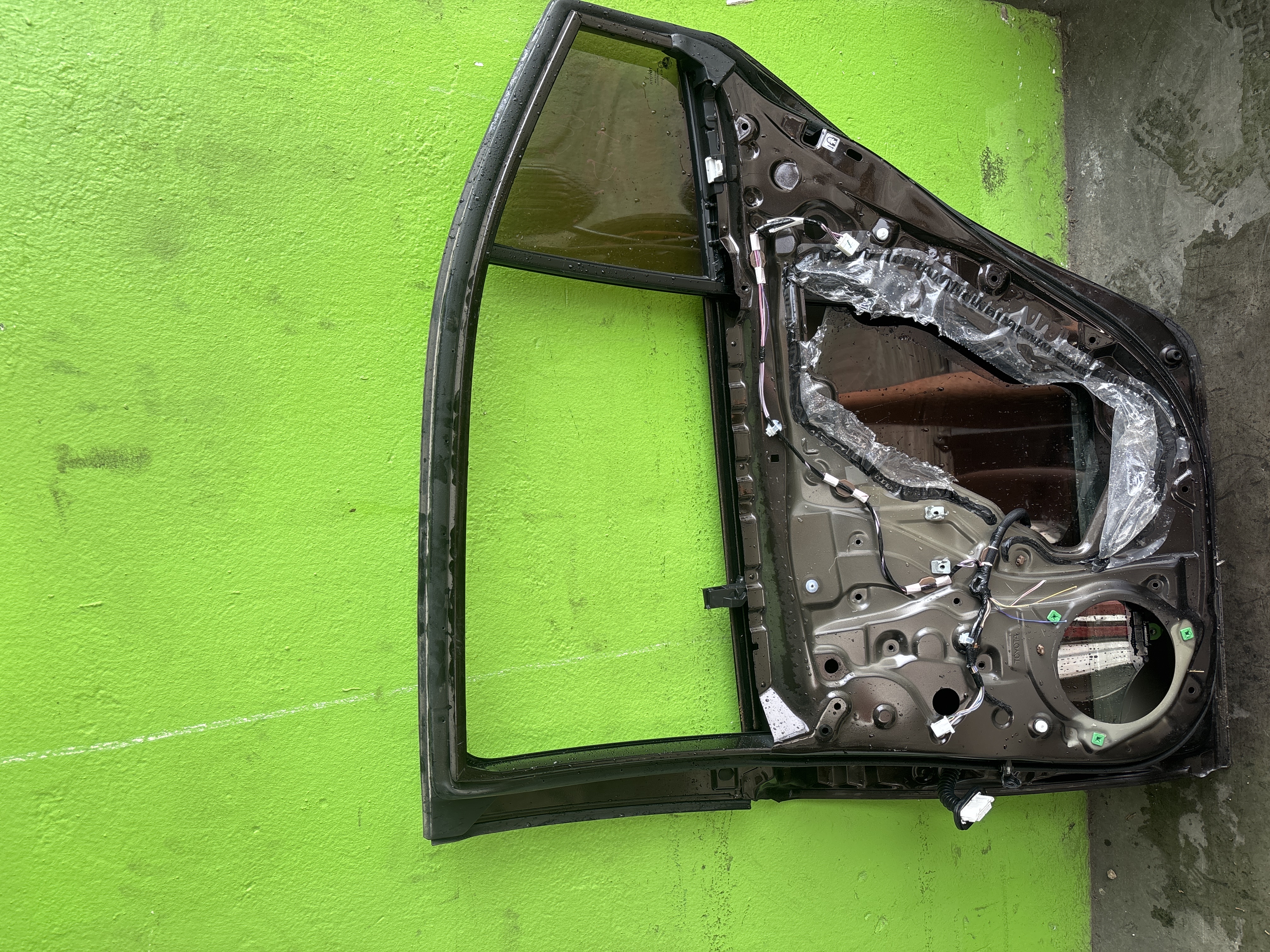 PUERTA TRASERA DERECHA TOYOTA COROLLA (E21) HYBRID STYLE