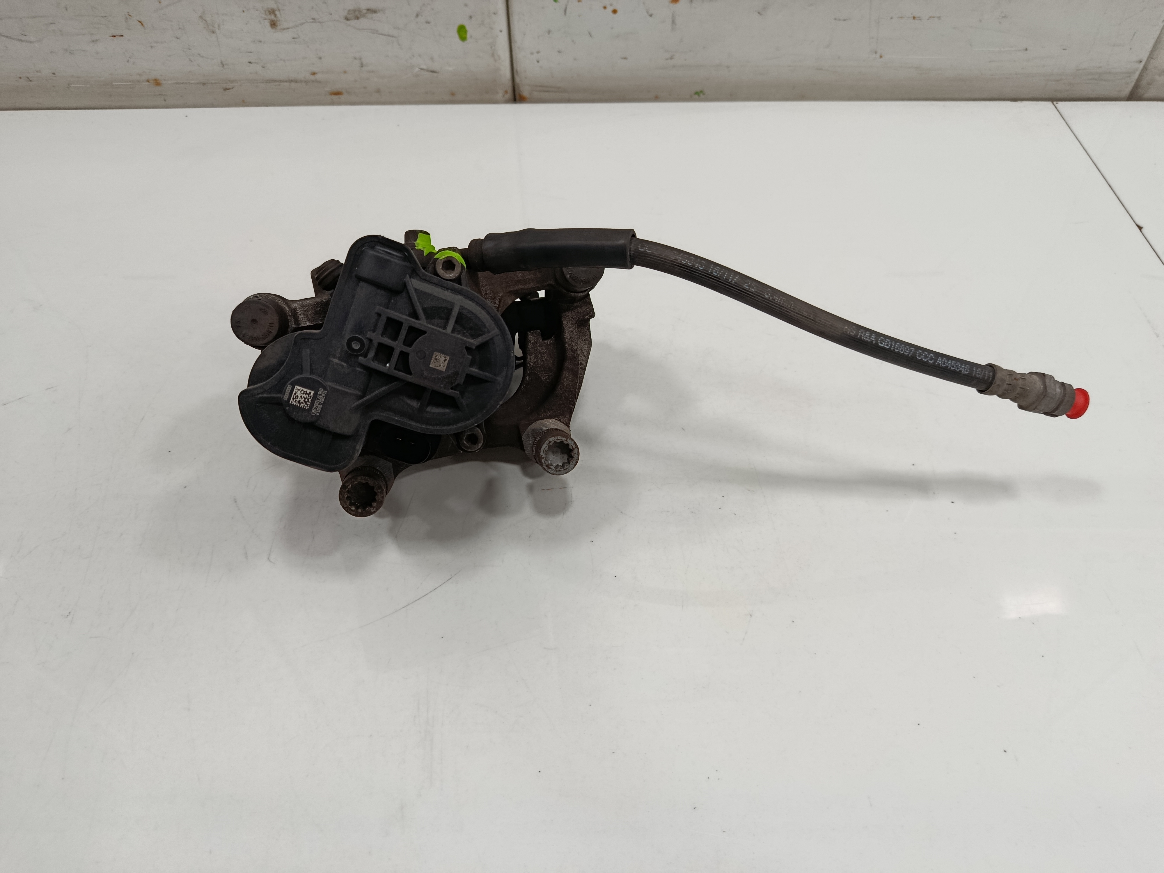 PINZA DE FRENO TRASERA IZQUIERDA SKODA OCTAVIA COMBI (5E5) *