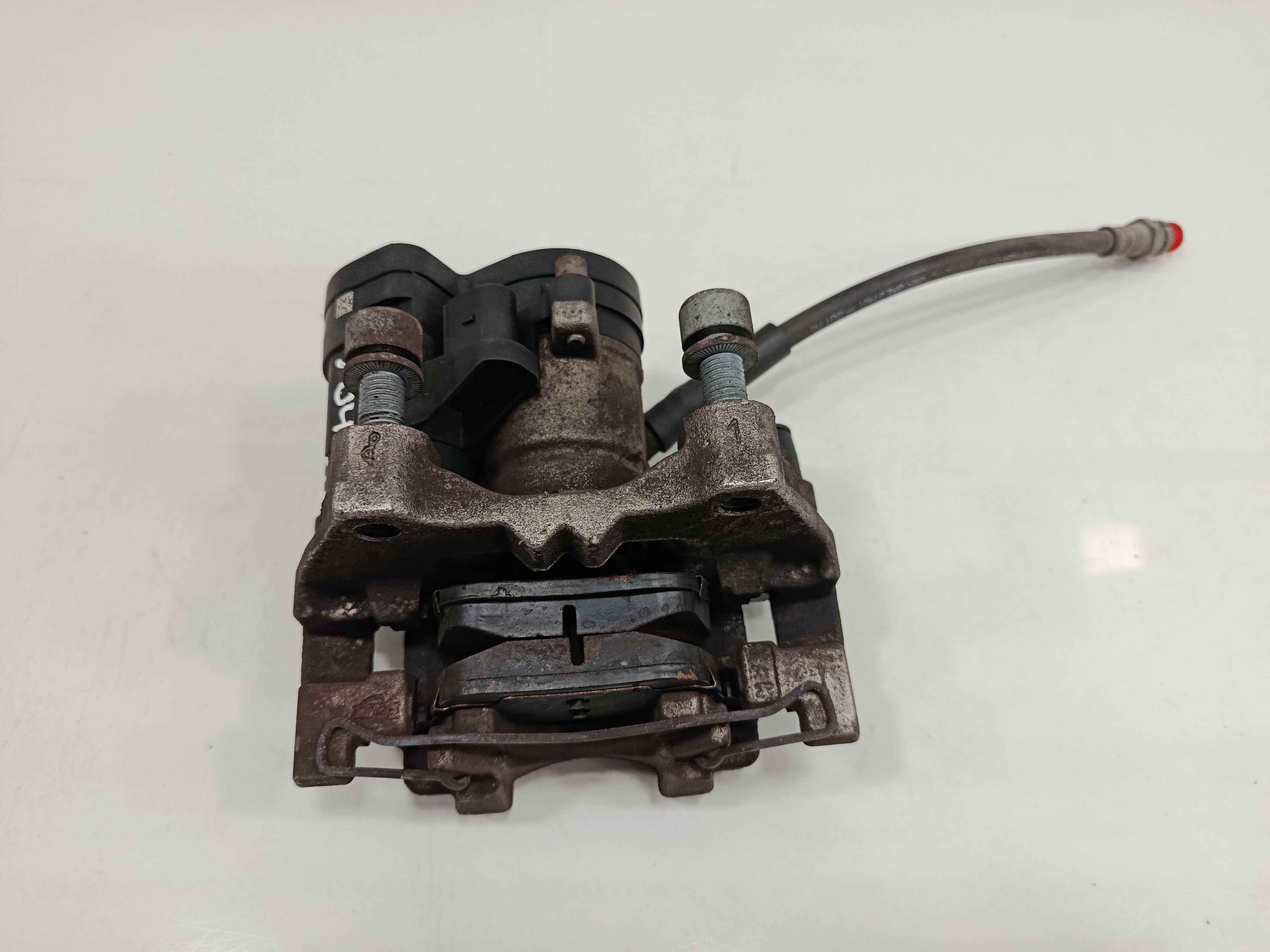PINZA DE FRENO TRASERA IZQUIERDA SKODA OCTAVIA COMBI (5E5) *