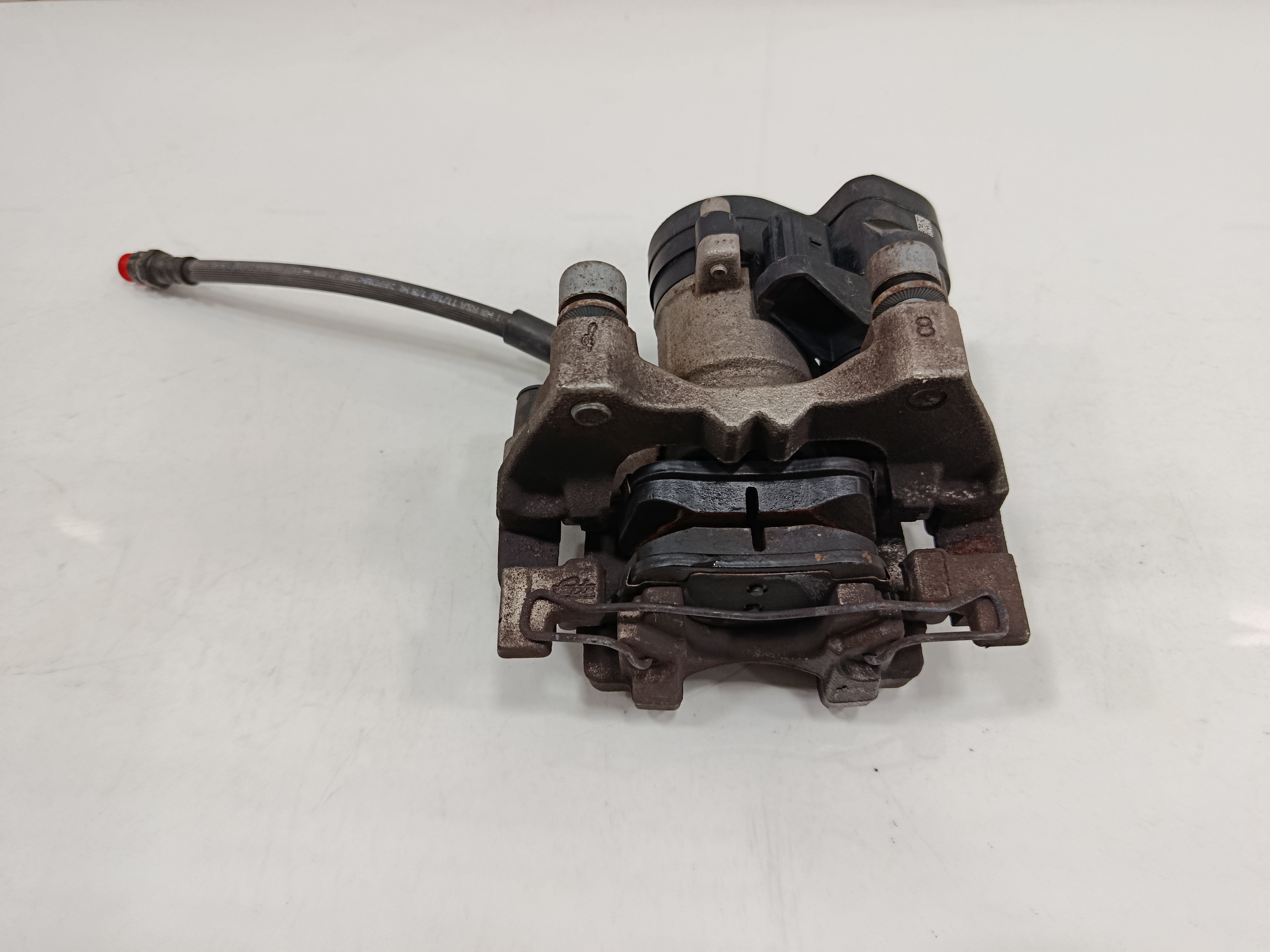 PINZA DE FRENO TRASERA DERECHA SKODA OCTAVIA COMBI (5E5) *