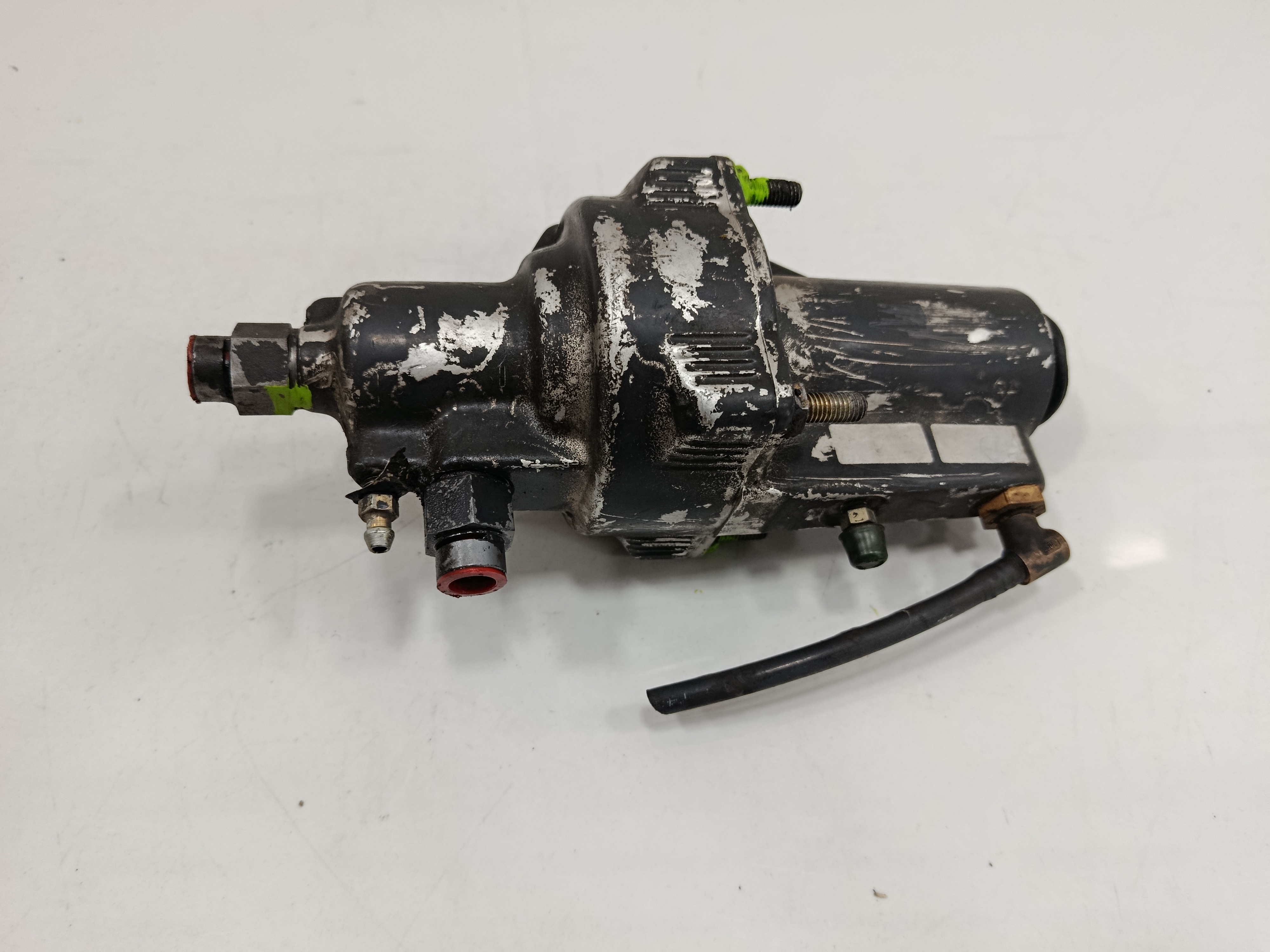 AYUDA EMBRAGUE MERCEDES ATEGO 2-EJES 18 T /BM 950/2/4 *   |   0.97 - 0.04