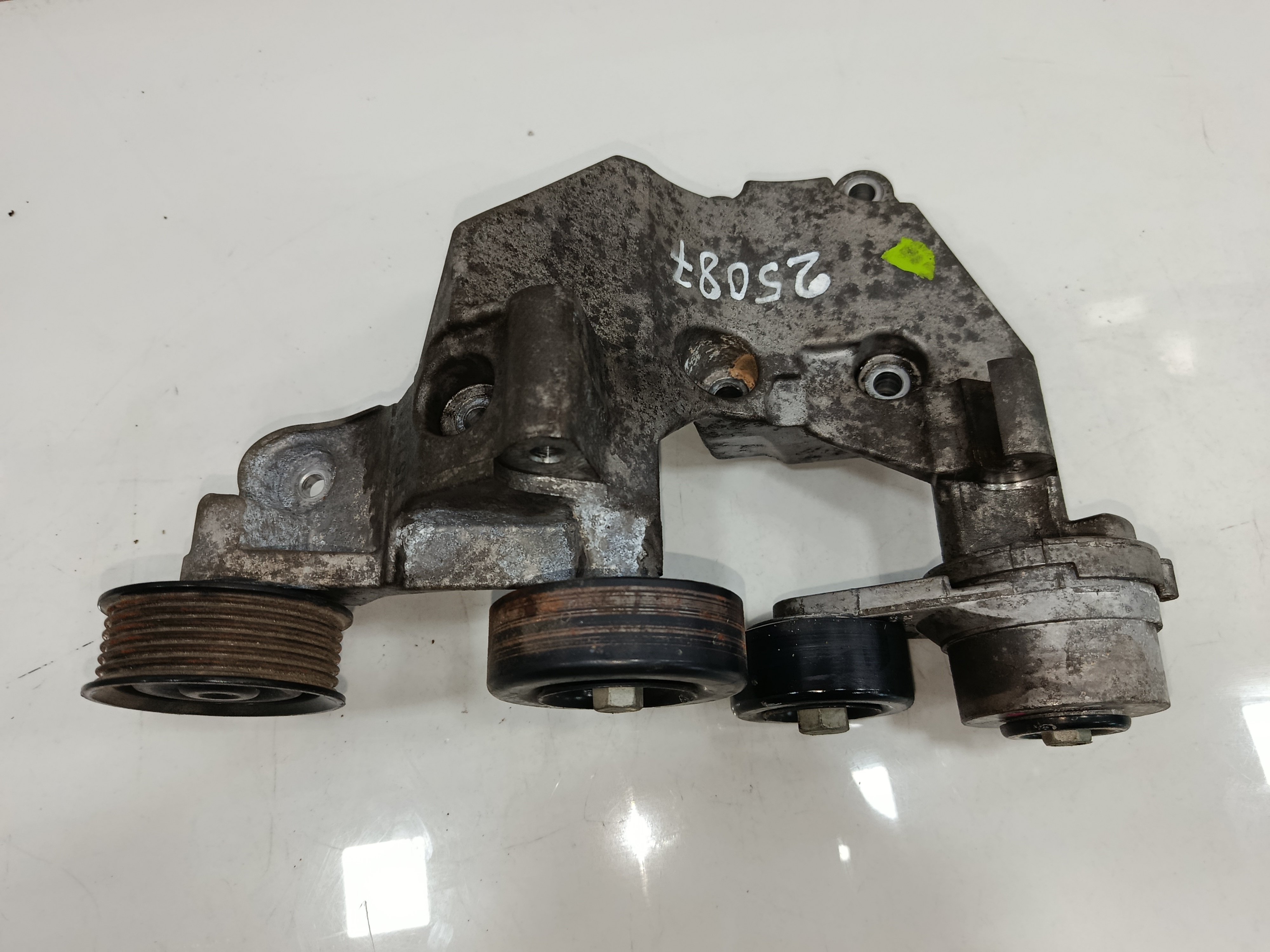 SOPORTE ALTERNADOR HYUNDAI SANTA FE (DM) Style 4WD