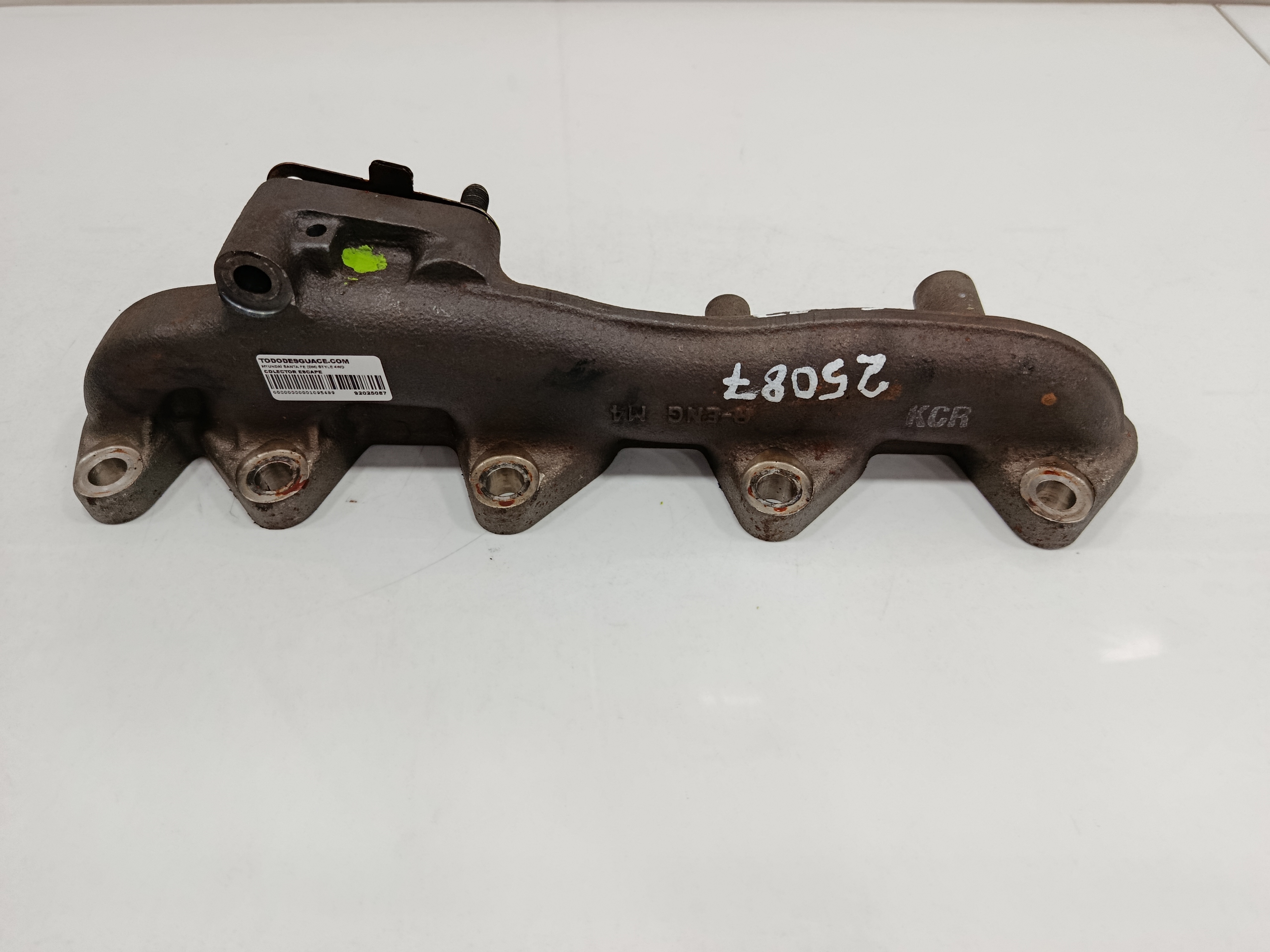 COLECTOR ESCAPE HYUNDAI SANTA FE (DM) Style 4WD