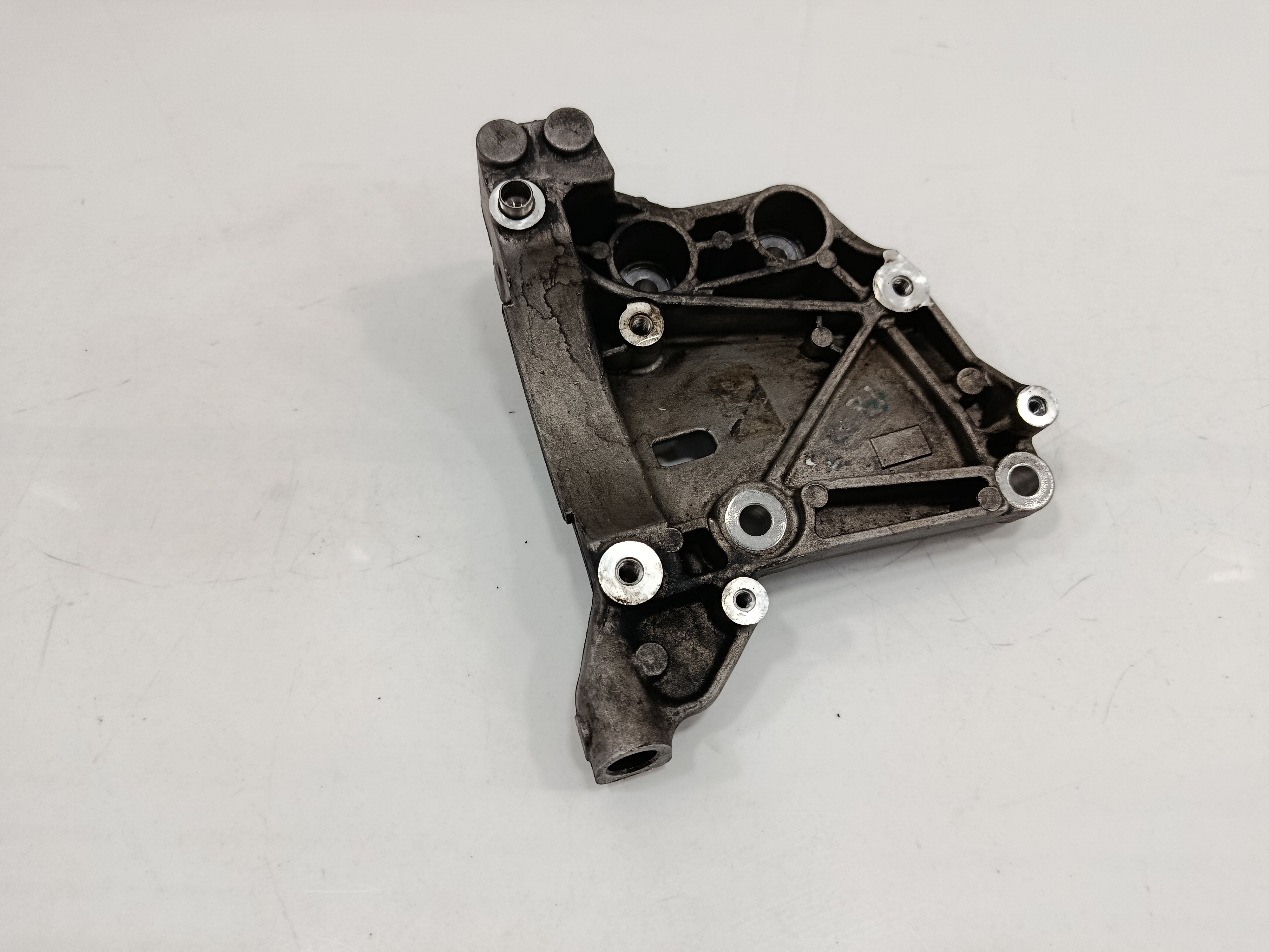 SOPORTE ALTERNADOR FIAT DUCATO *