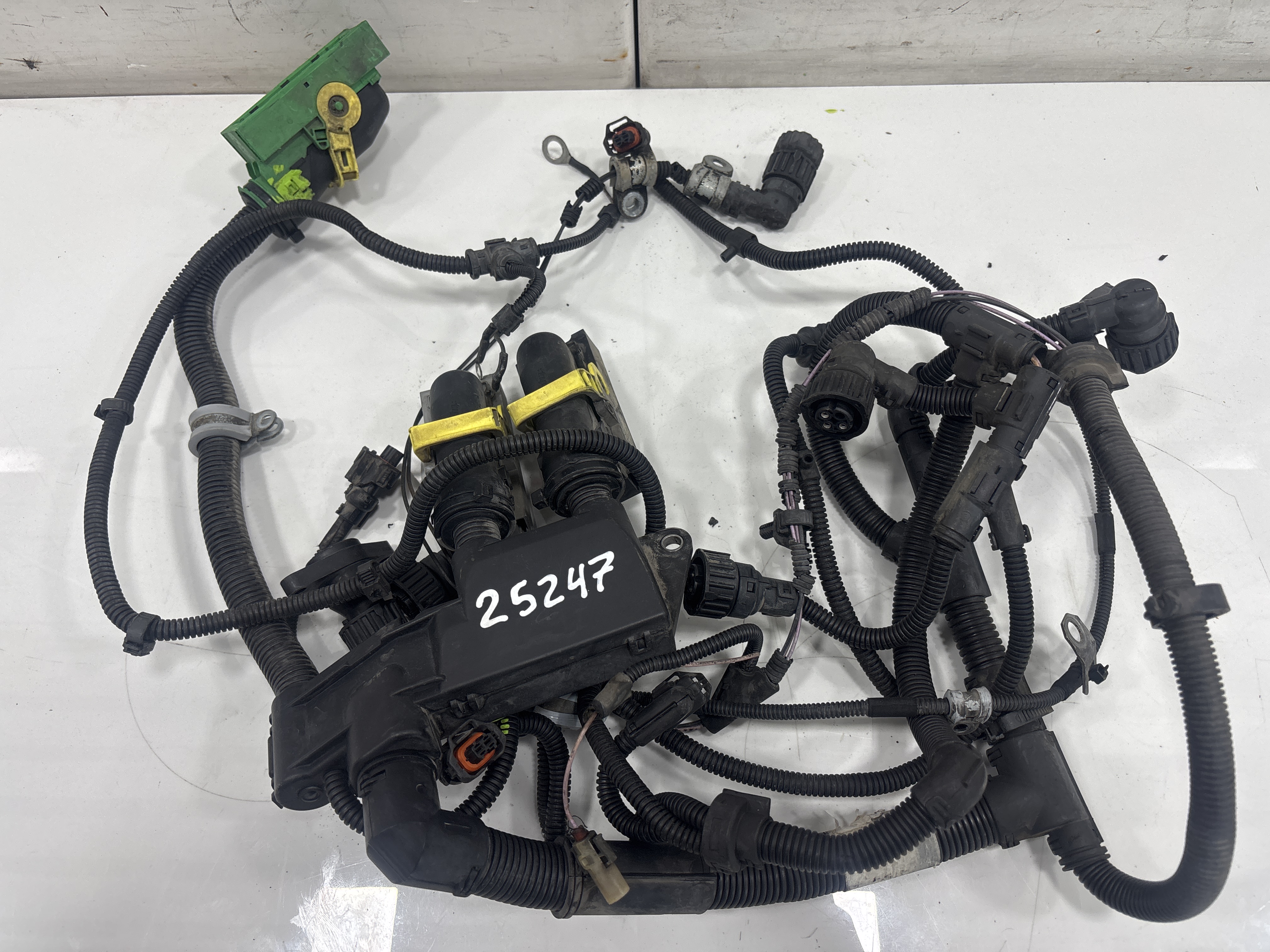 INSTALACION ELECTRICA MOTOR RENAULT MIDLUM FG   XXX.10                   E4 Cabina doble