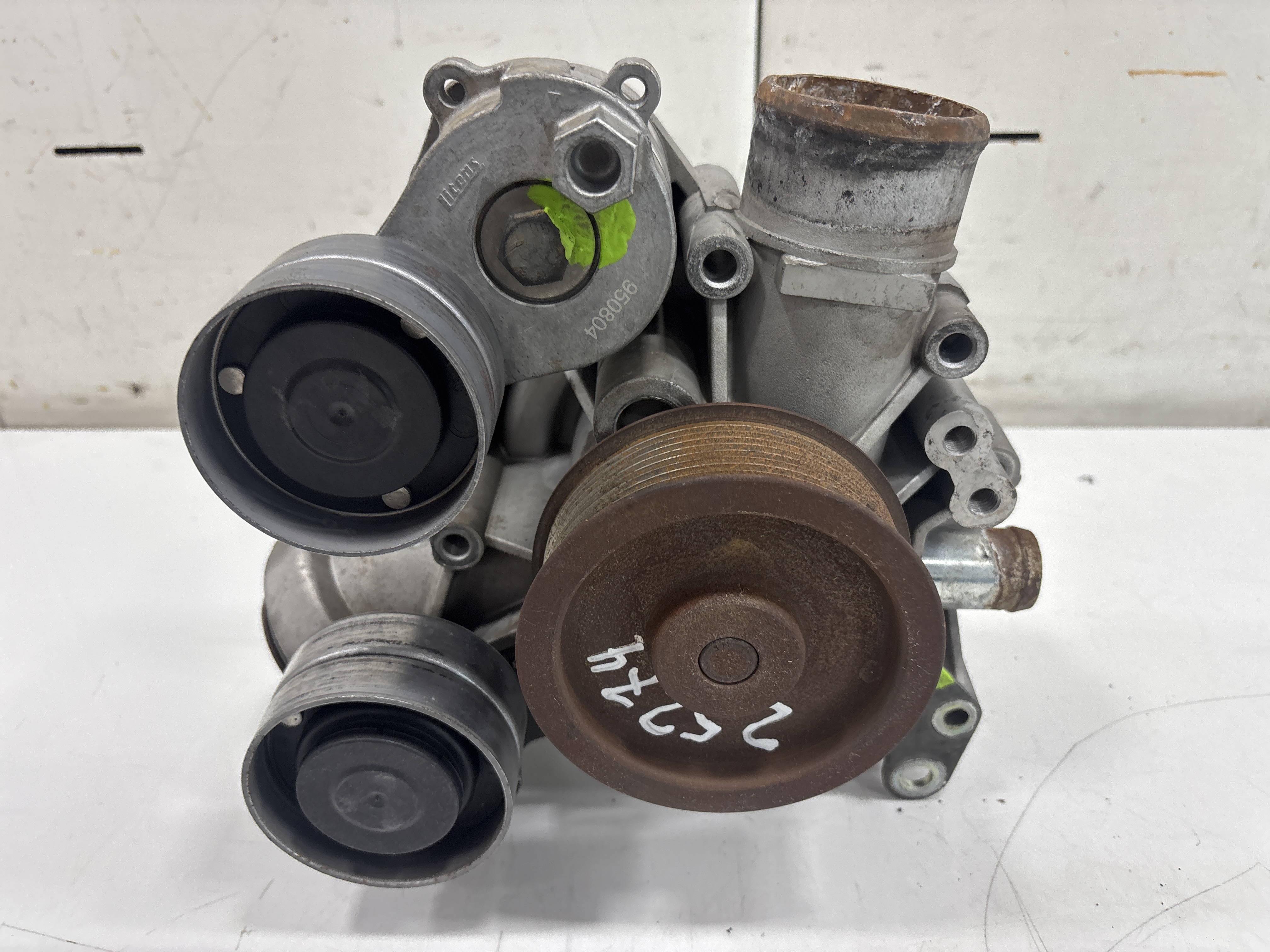 BOMBA AGUA RENAULT MIDLUM FG   XXX.10                   E4 Cabina doble