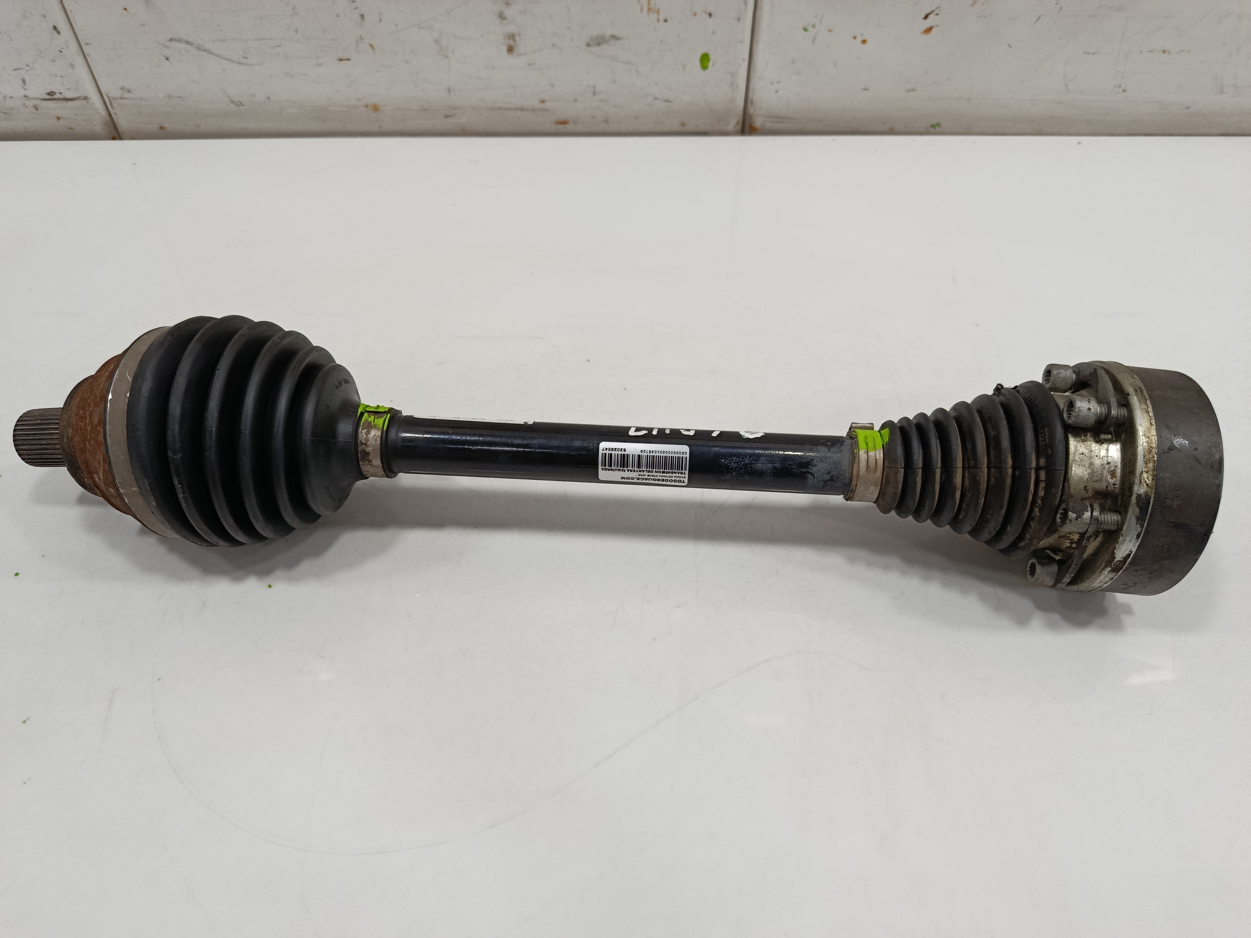 TRANSMISION DELANTERA IZQUIERDA SKODA OCTAVIA COMBI (5E5) *