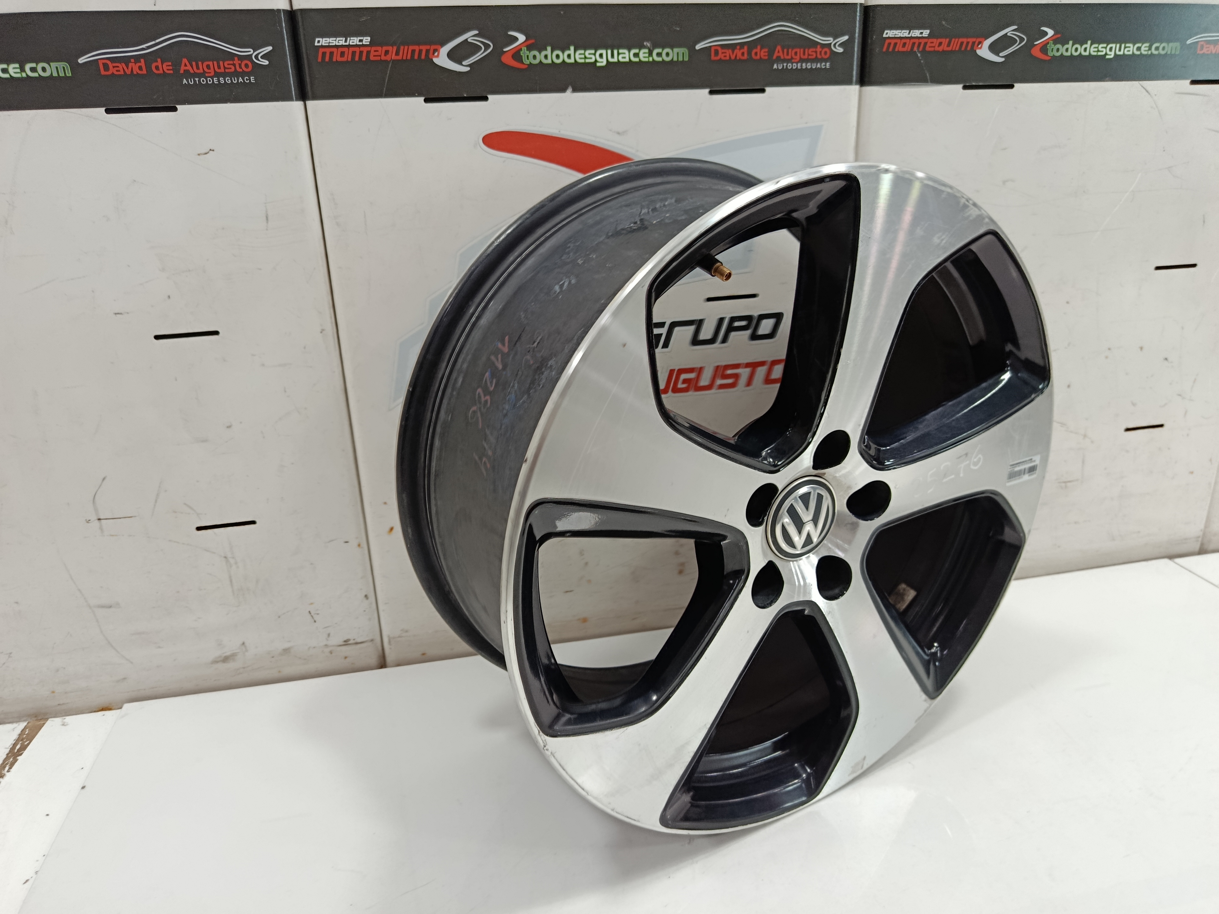 LLANTA VOLKSWAGEN GOLF VII LIM. GTI BlueMotion