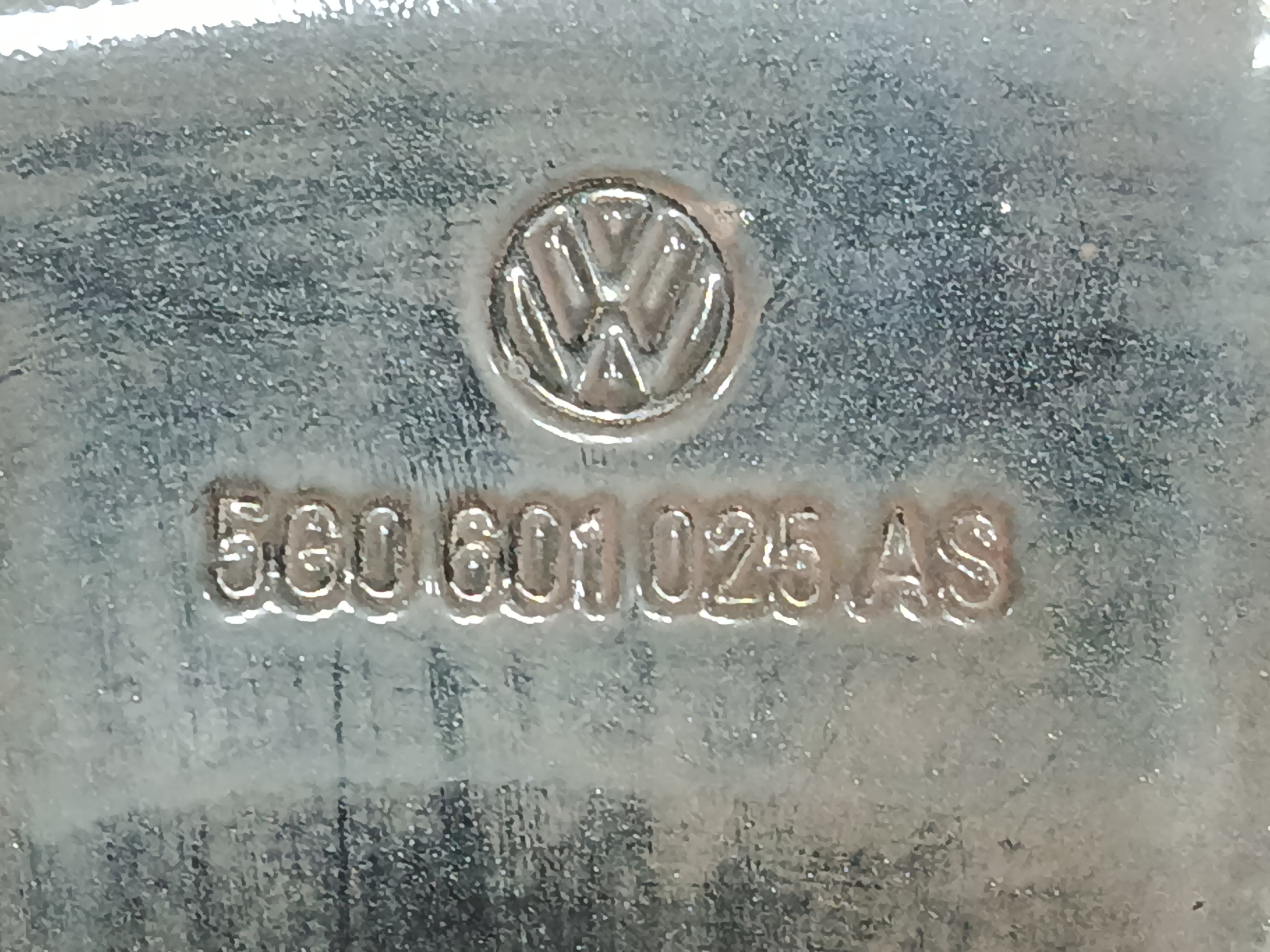 LLANTA VOLKSWAGEN GOLF VII LIM. GTI BlueMotion