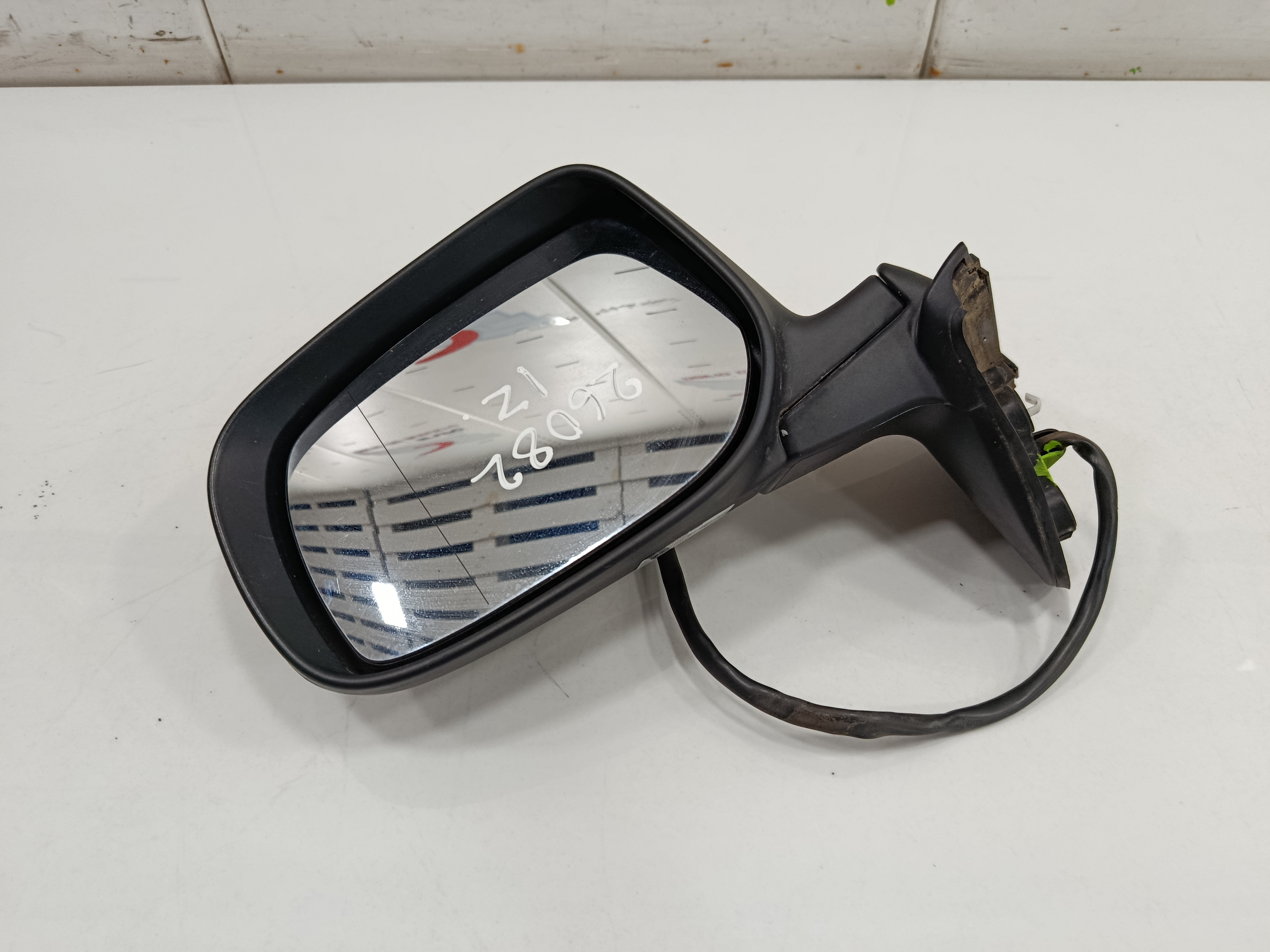 RETROVISOR IZQUIERDO TOYOTA AURIS 1.4 16V CAT