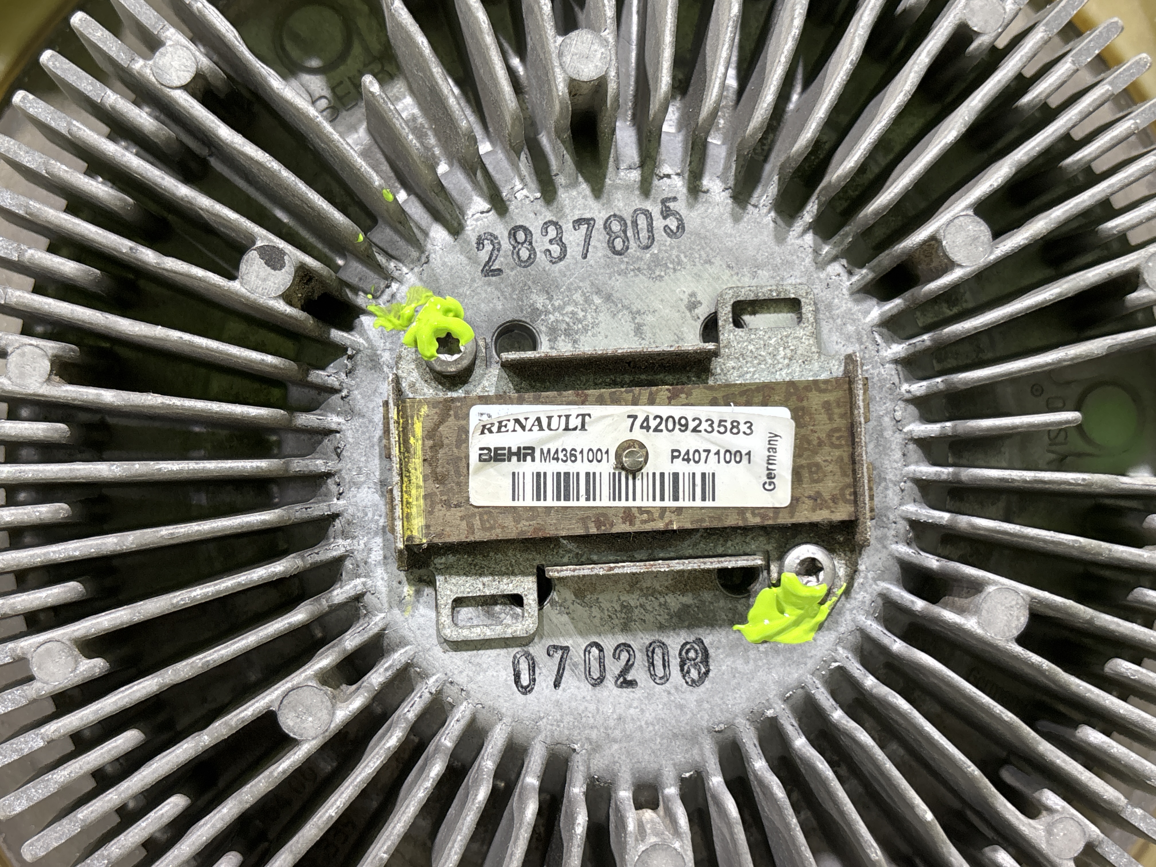 VENTILADOR VISCOSO MOTOR RENAULT MIDLUM FG   XXX.10                   E4 Cabina doble