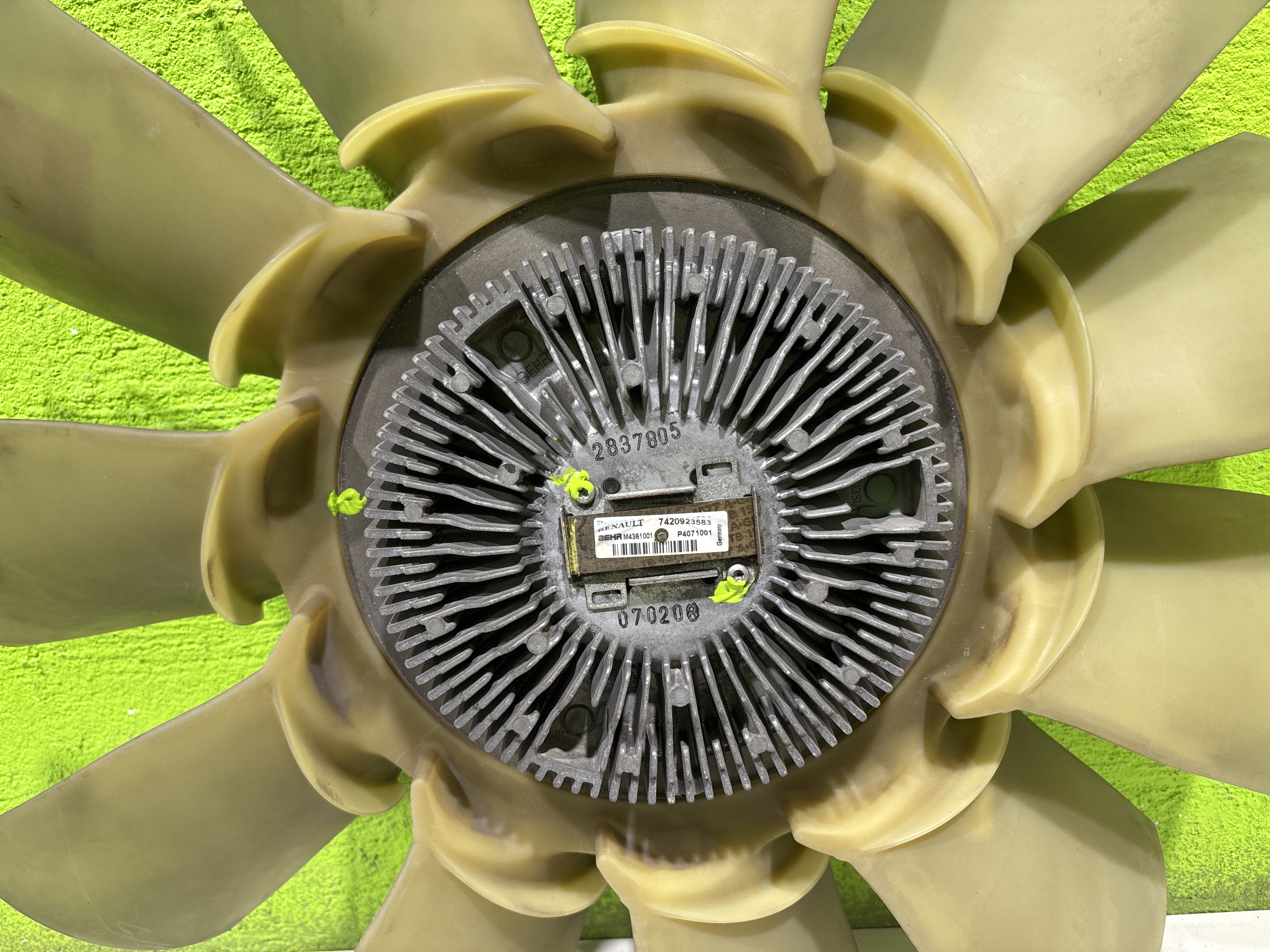 VENTILADOR VISCOSO MOTOR RENAULT MIDLUM FG   XXX.10                   E4 Cabina doble