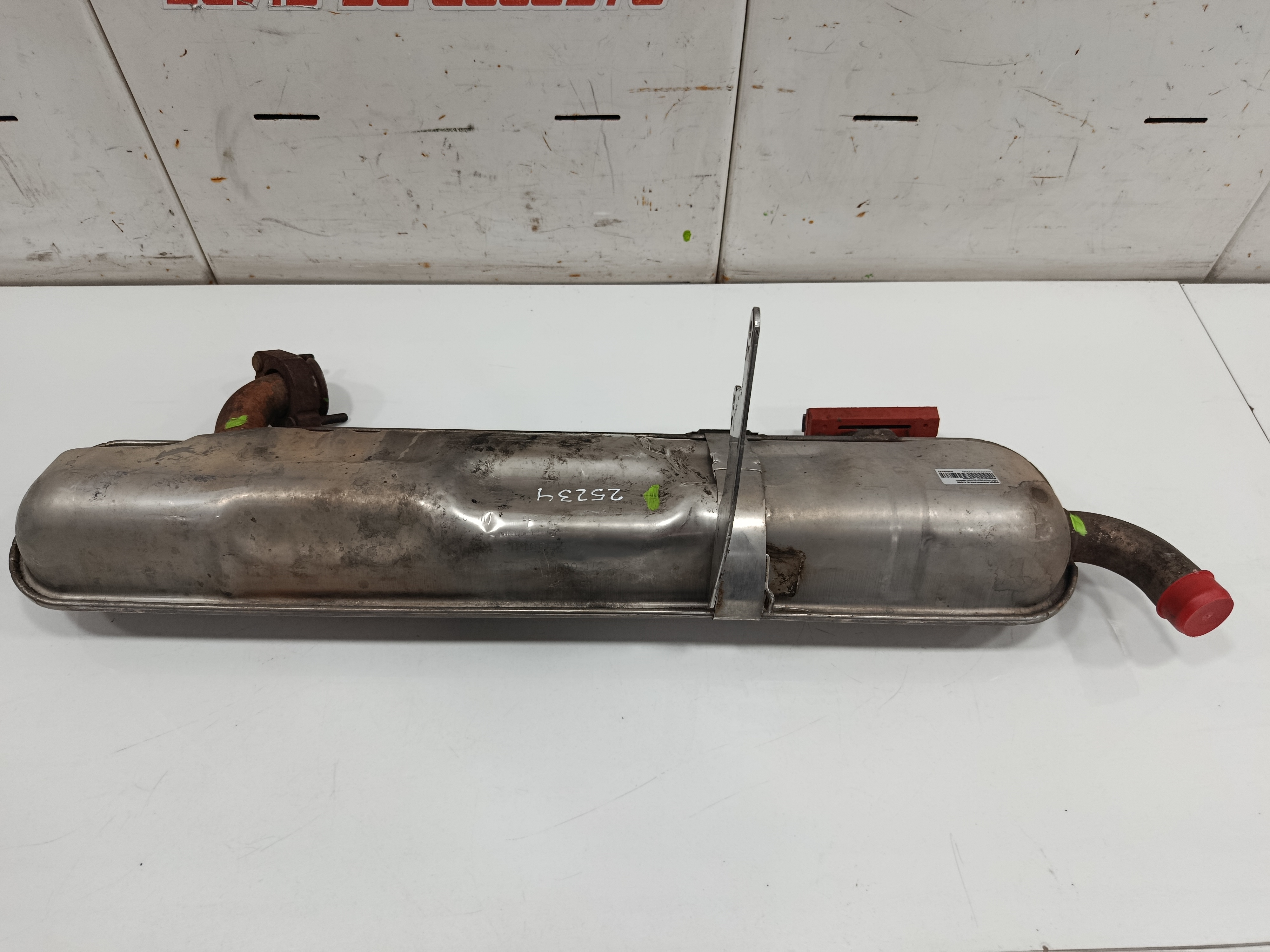 SILENCIADOR TRASERO FORD FOCUS BERLINA (CAK) Ambiente