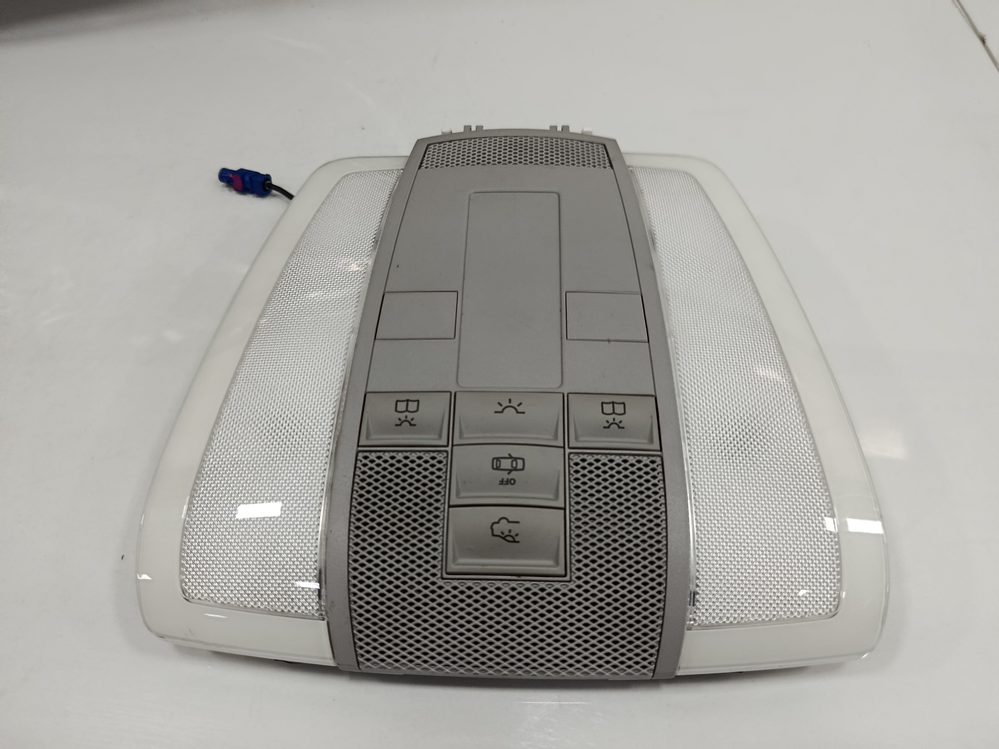 LUZ INTERIOR MERCEDES CLASE C (W204) BERLINA 2.1 CDI CAT