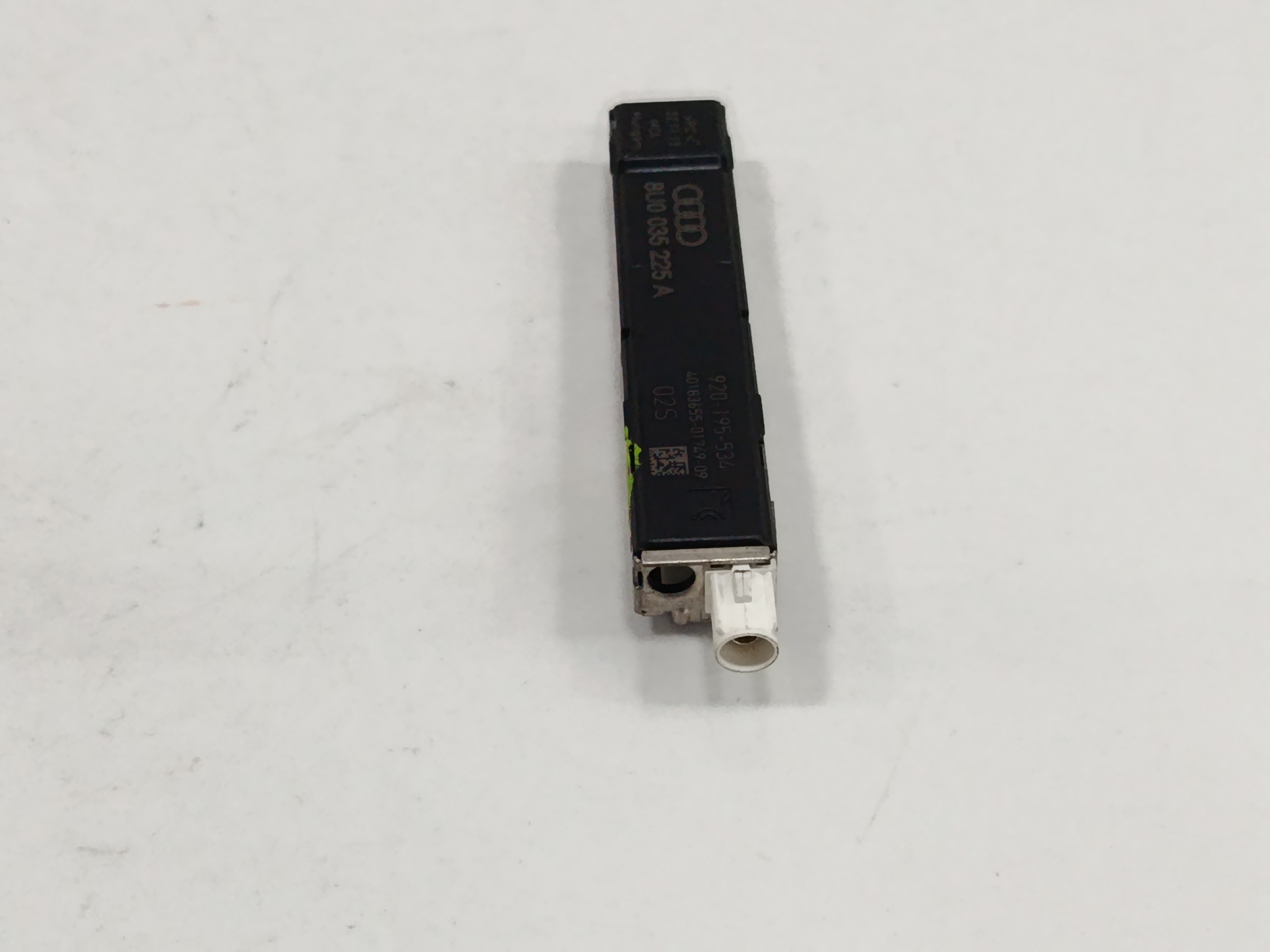 ANTENA AUDI Q3 (8U) 2.0 TDI (103kW) Advance