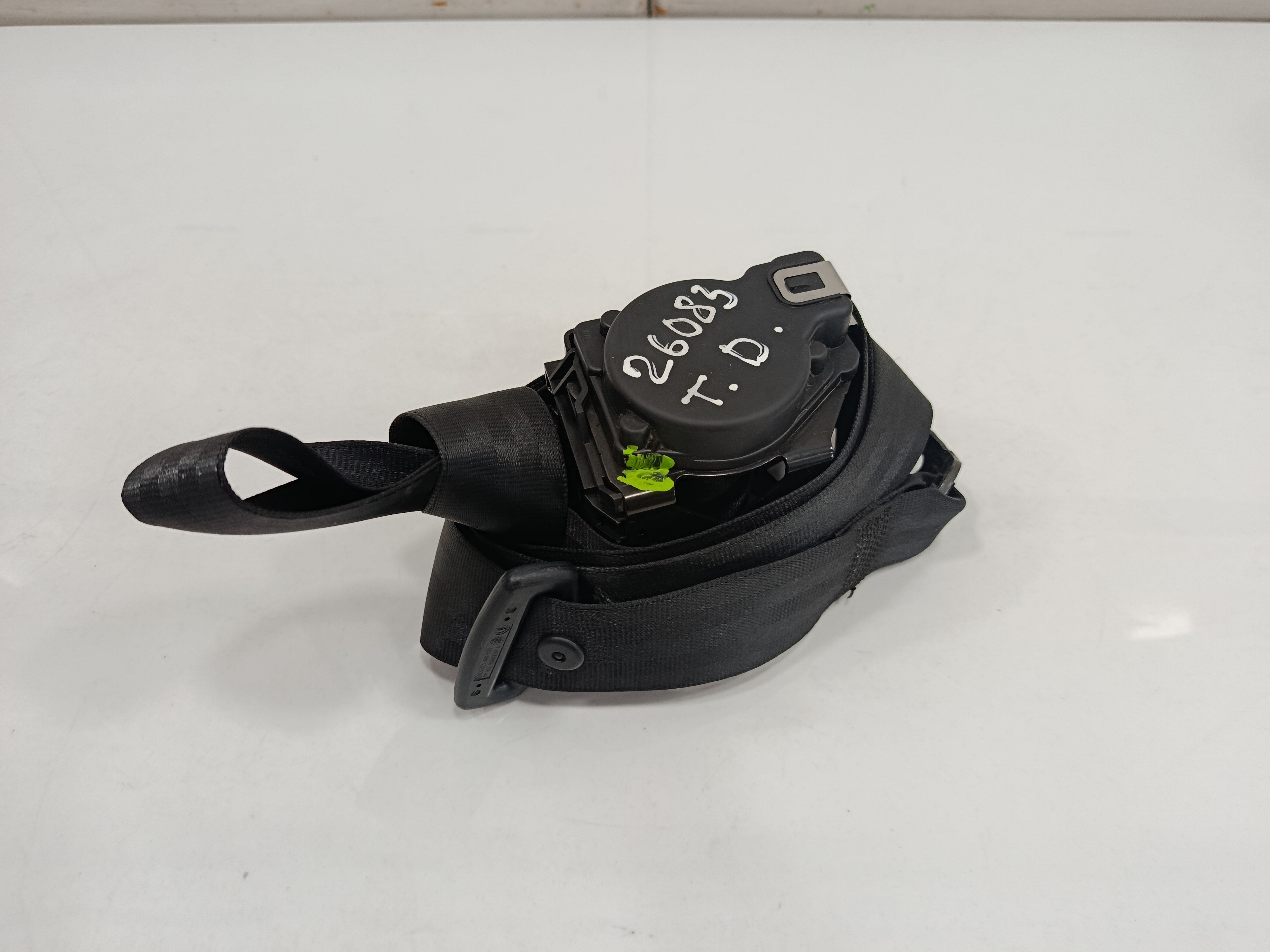 CINTURON SEGURIDAD TRASERO DERECHO AUDI Q3 (8U) 2.0 TDI (103kW) Advance