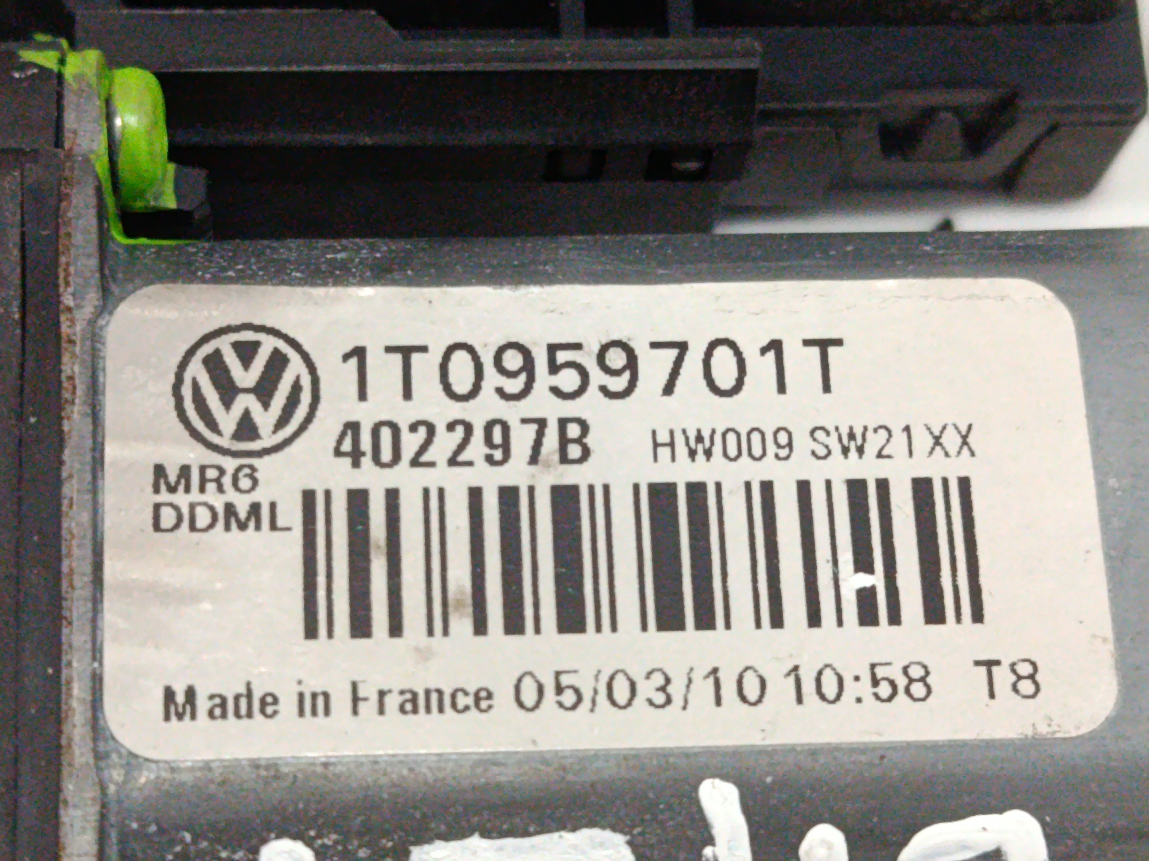 MOTOR ELEVALUNAS DELANTERO IZQUIERDO SKODA OCTAVIA BERLINA (1Z3) Active