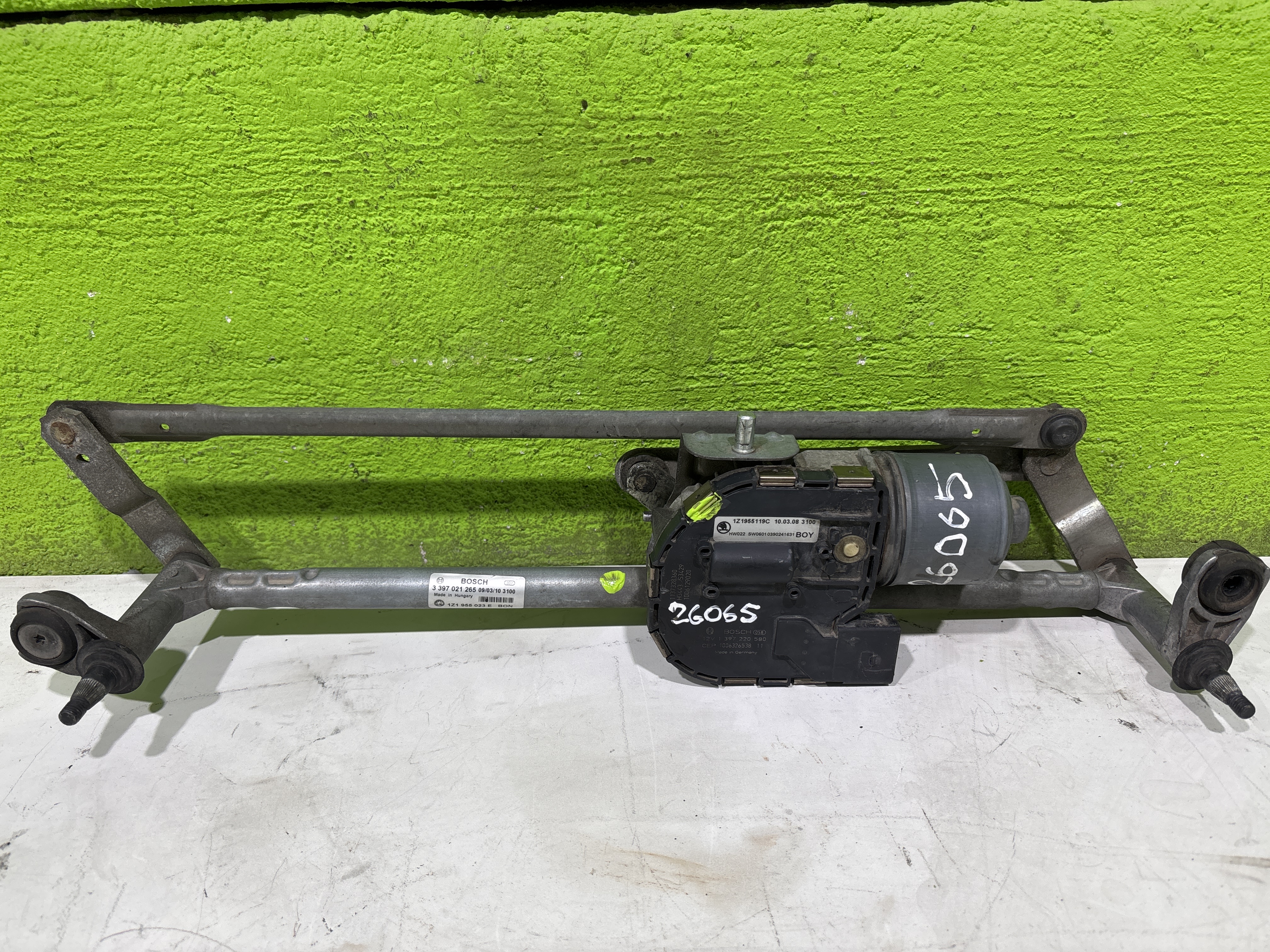 MOTOR LIMPIA DELANTERO SKODA OCTAVIA BERLINA (1Z3) Active