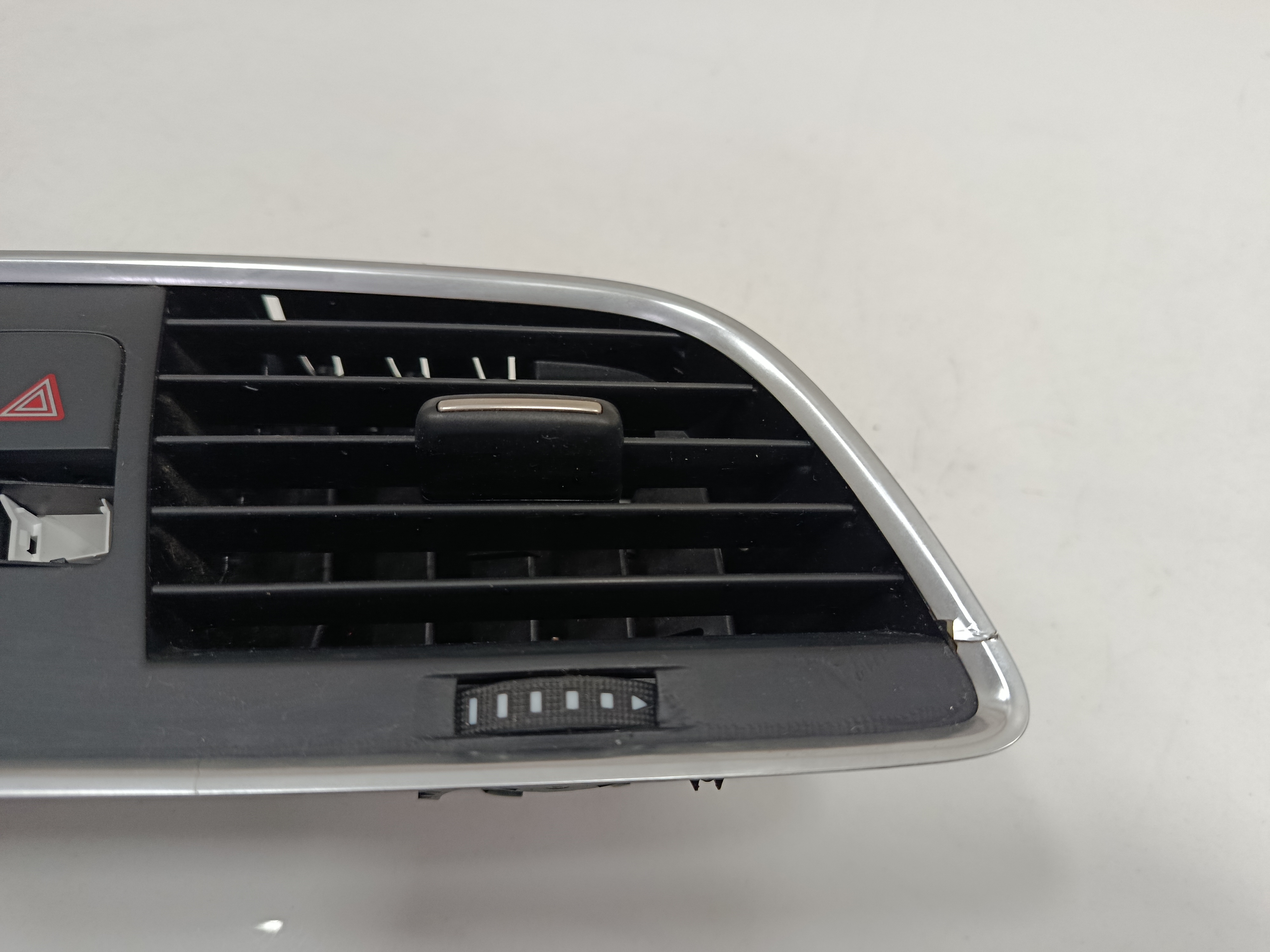 AIREADOR CENTRAL AUDI Q3 (8U) 2.0 TDI (103kW) Advance