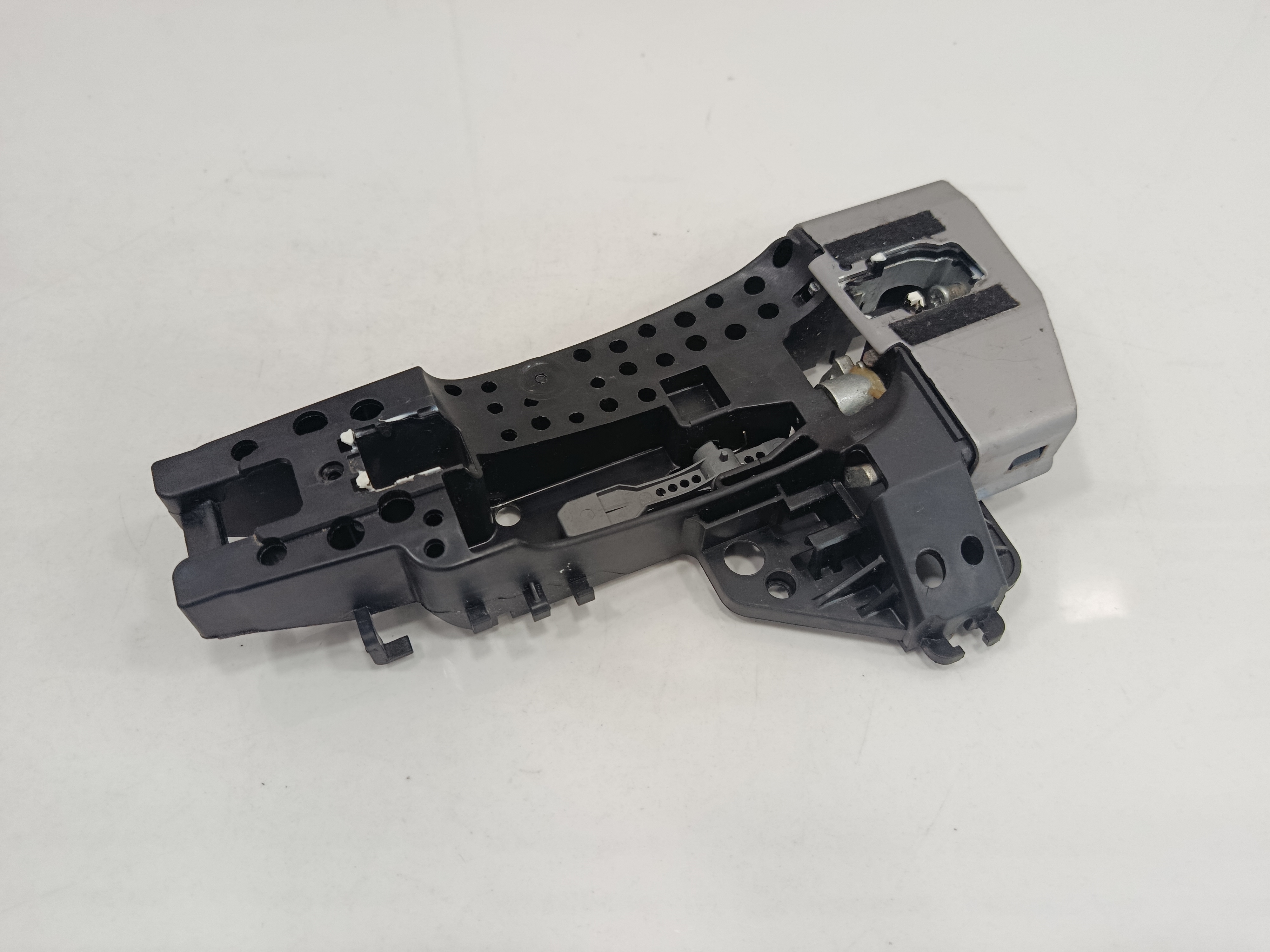 SOPORTE MANETA EXTERIOR DELANTERA IZQUIERDA AUDI Q3 (8U) 2.0 TDI (103kW) Advance