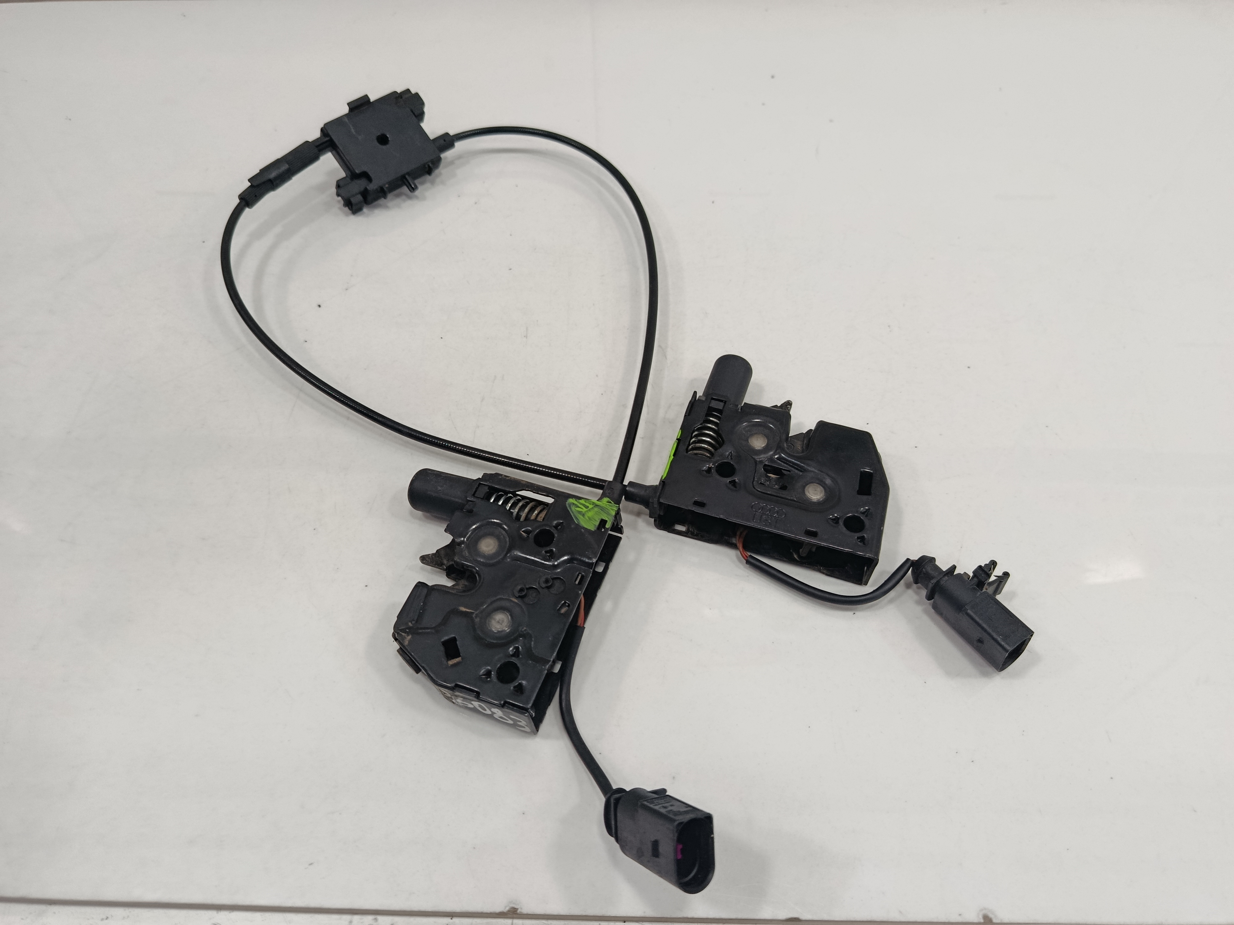 CERRADURA CAPO AUDI Q3 (8U) 2.0 TDI (103kW) Advance