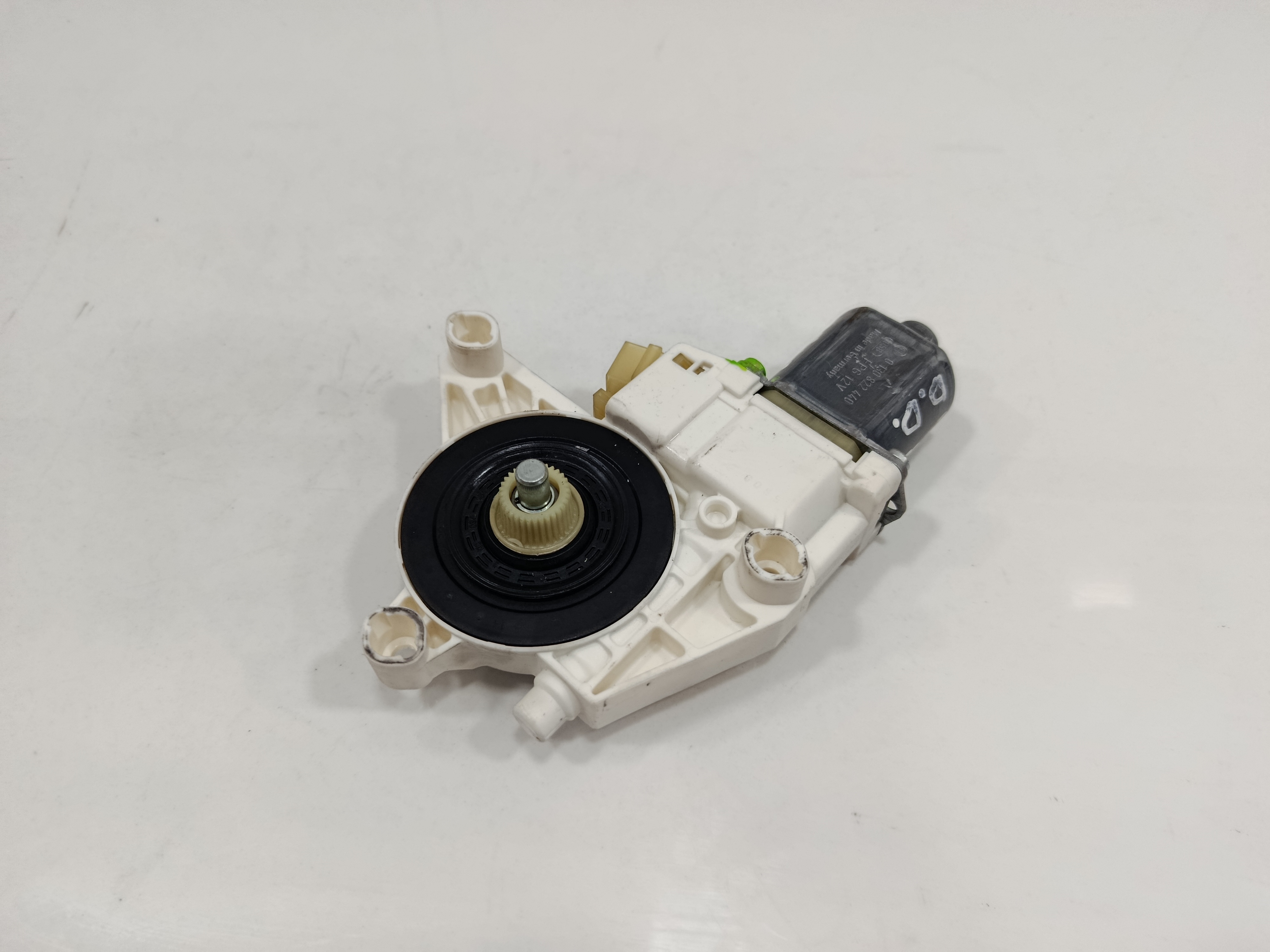 MOTOR ELEVALUNAS DELANTERO DERECHO MERCEDES CLASE C (W204) BERLINA 2.1 CDI CAT