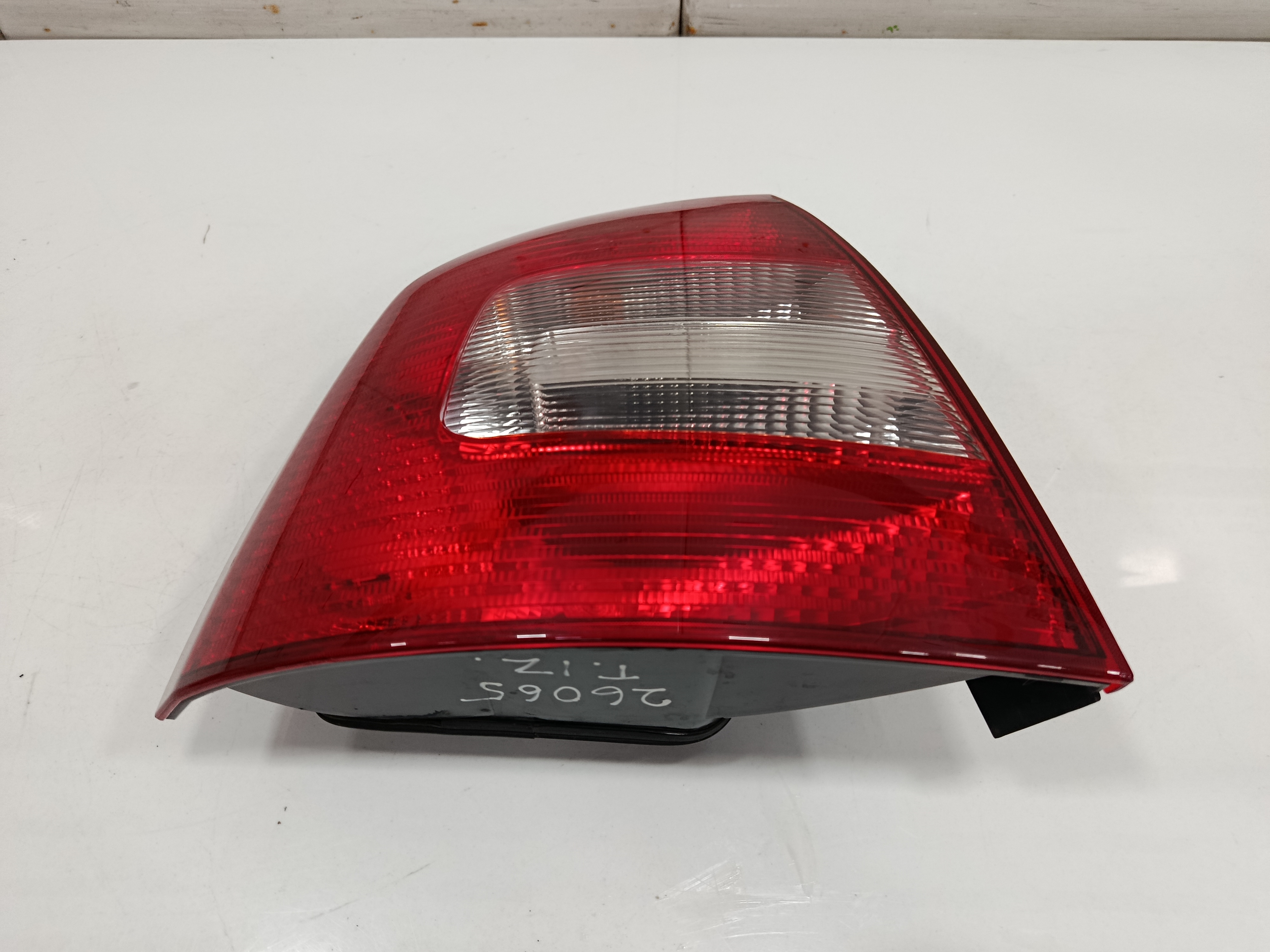 PILOTO TRASERO IZQUIERDO SKODA OCTAVIA BERLINA (1Z3) Active