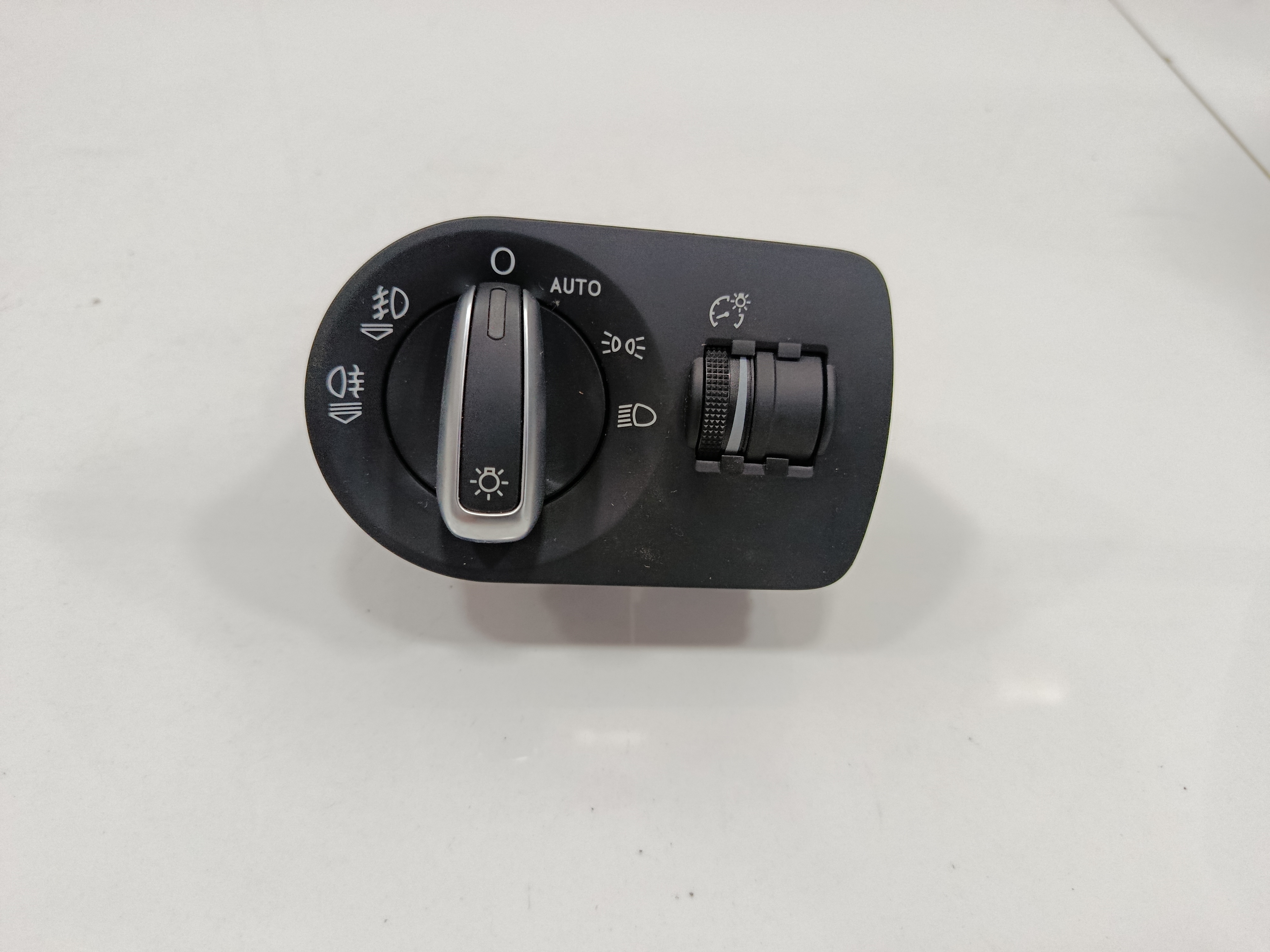 MANDO LUCES AUDI Q3 (8U) 2.0 TDI (103kW) Advance