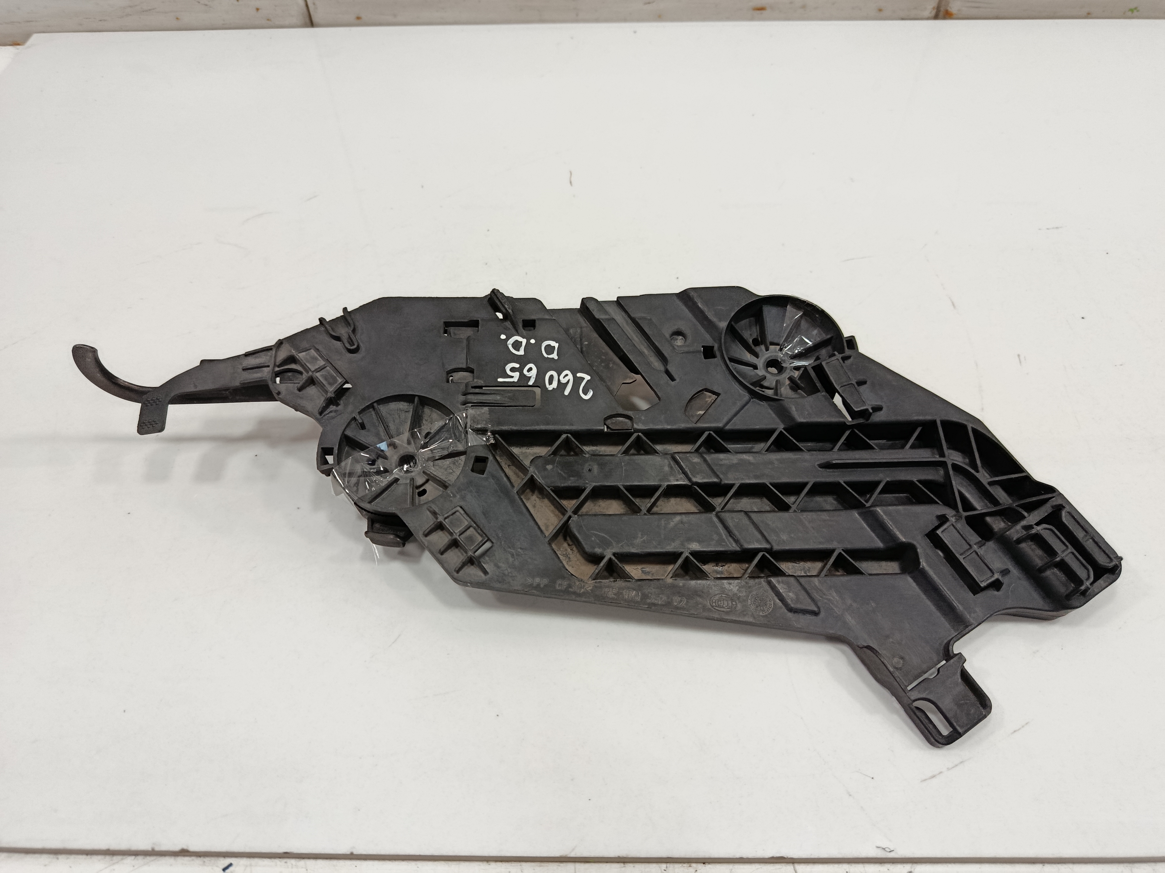 SOPORTE FARO DERECHO SKODA OCTAVIA BERLINA (1Z3) Active