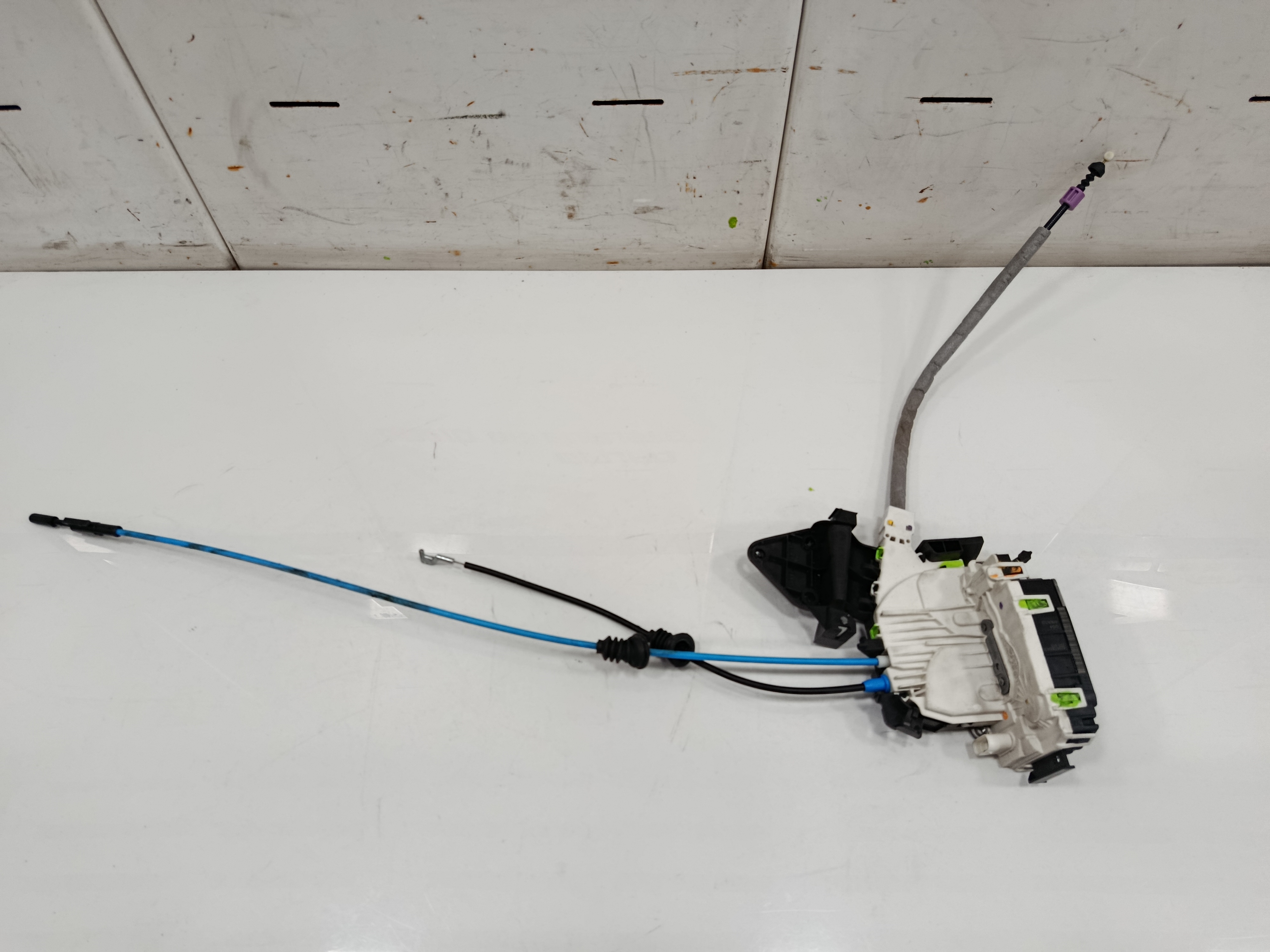 CERRADURA PUERTA TRASERA DERECHA MERCEDES CLASE C (W204) BERLINA 2.1 CDI CAT