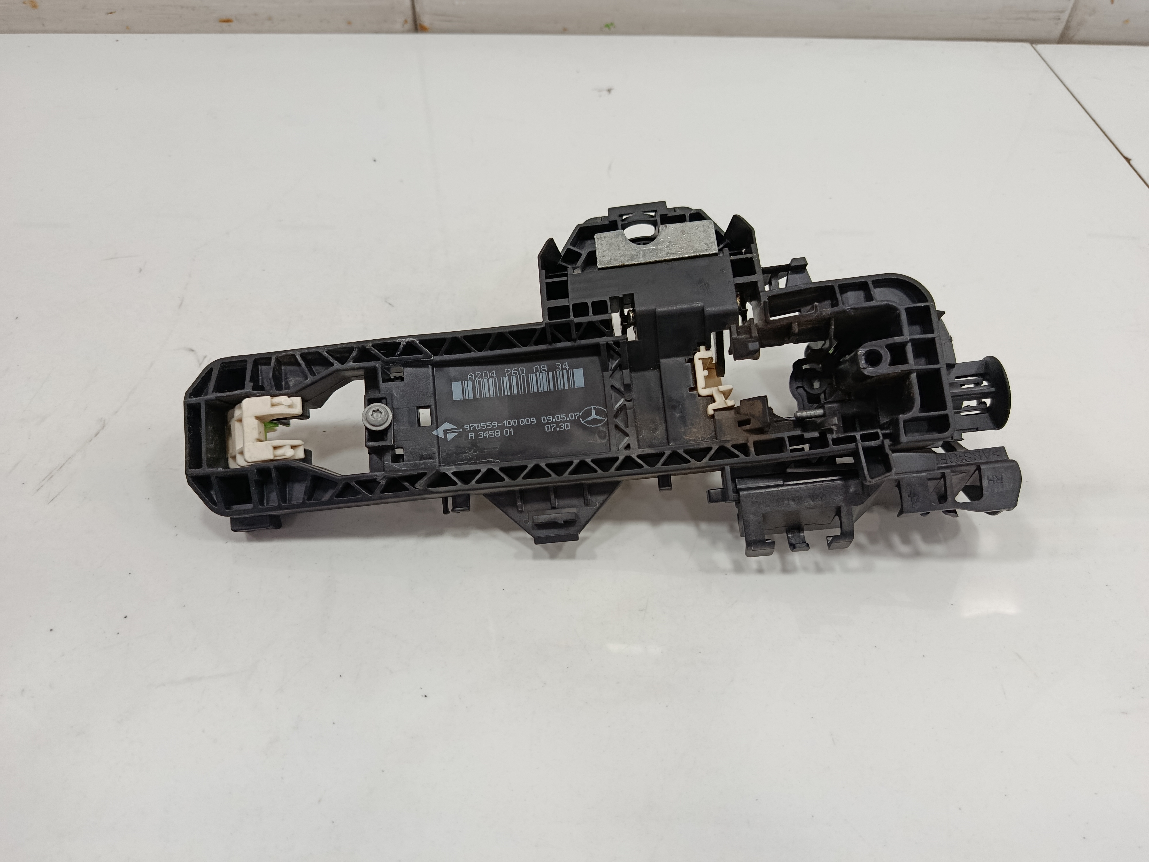 SOPORTE MANETA EXTERIOR DELANTERA DERECHA MERCEDES CLASE C (W204) BERLINA 2.1 CDI CAT
