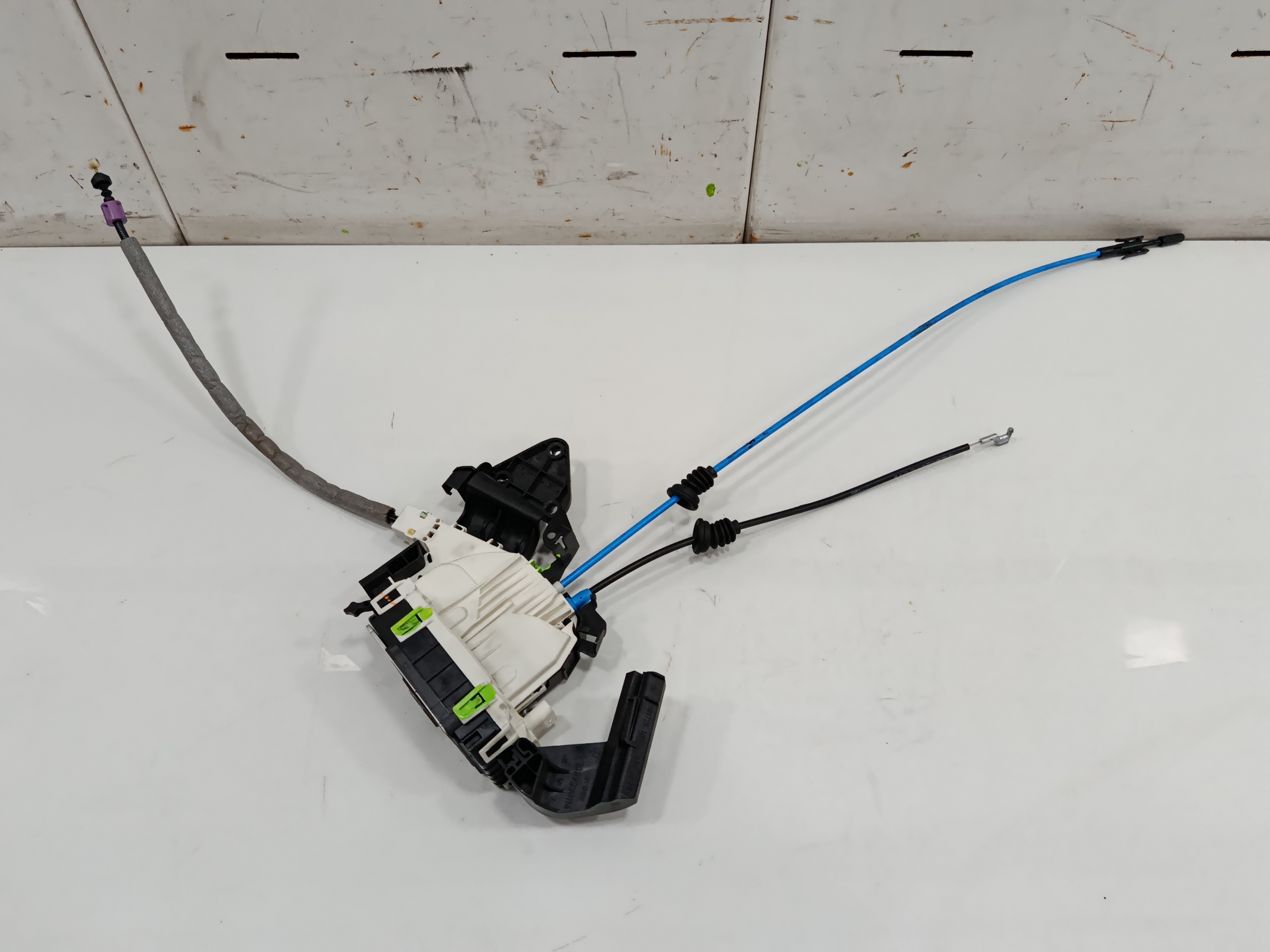 CERRADURA PUERTA TRASERA IZQUIERDA MERCEDES CLASE C (W204) BERLINA 2.1 CDI CAT