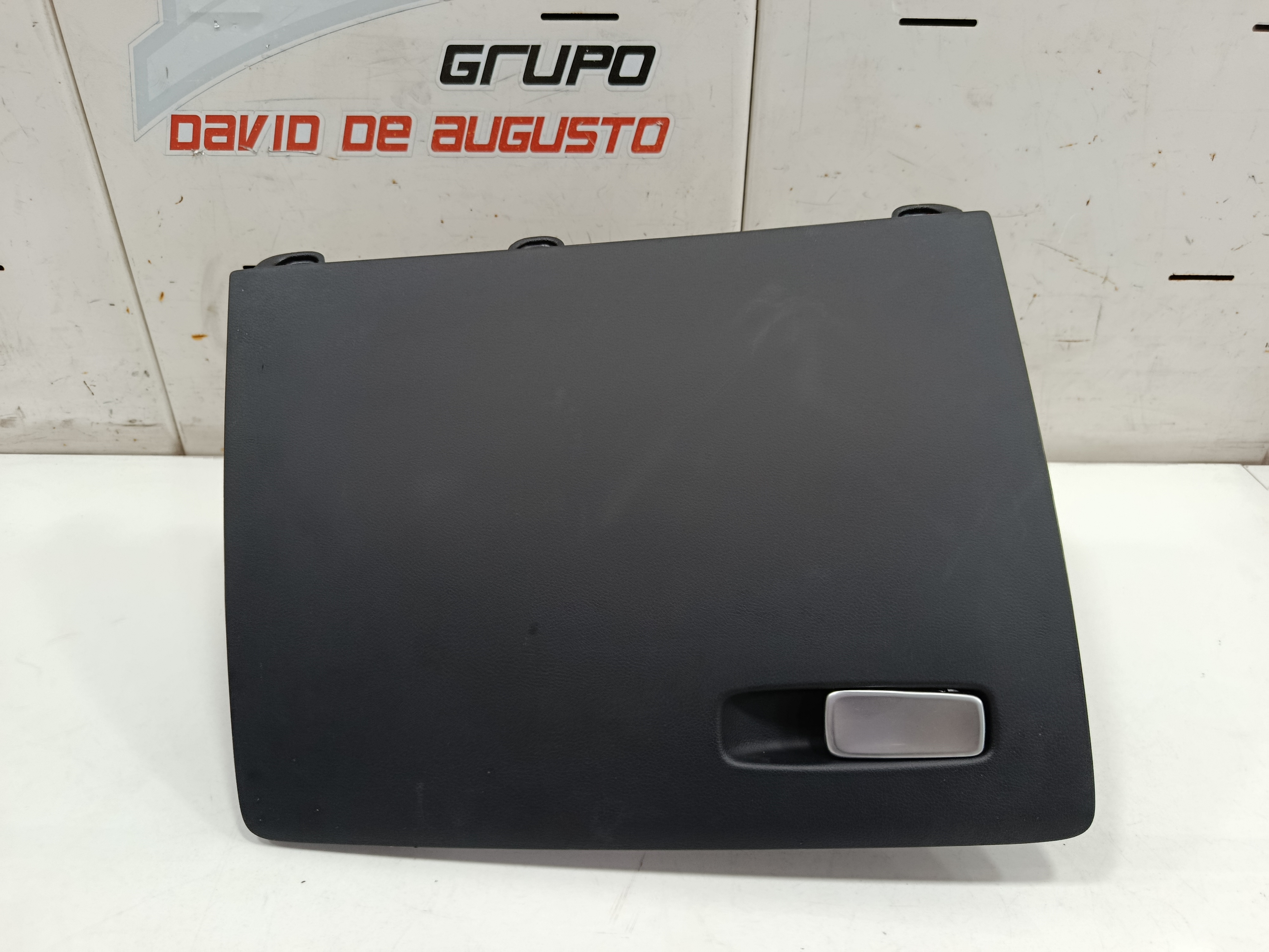 GUANTERA AUDI Q3 (8U) 2.0 TDI (103kW) Advance
