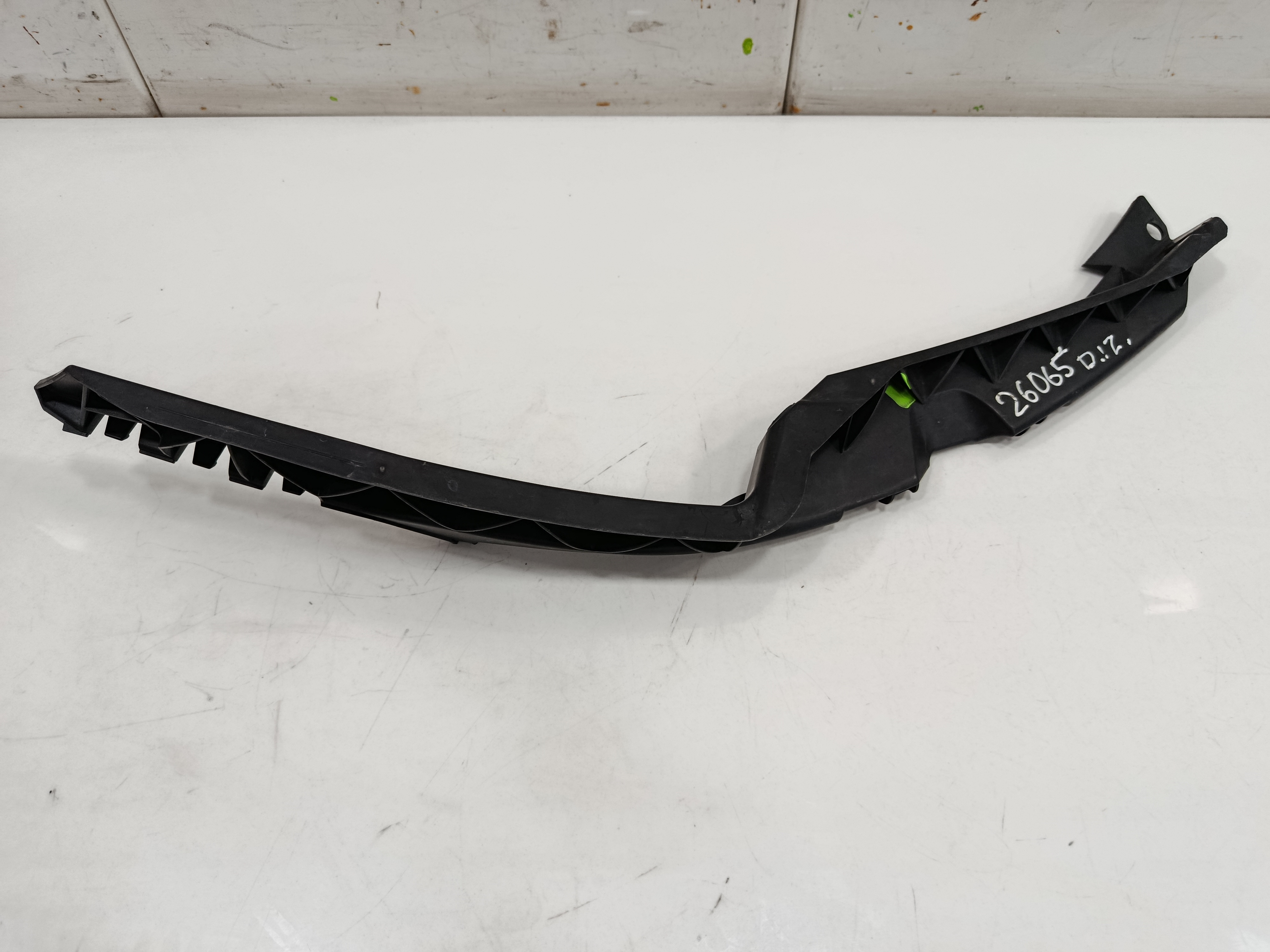 SOPORTE FARO IZQUIERDO SKODA OCTAVIA BERLINA (1Z3) Active