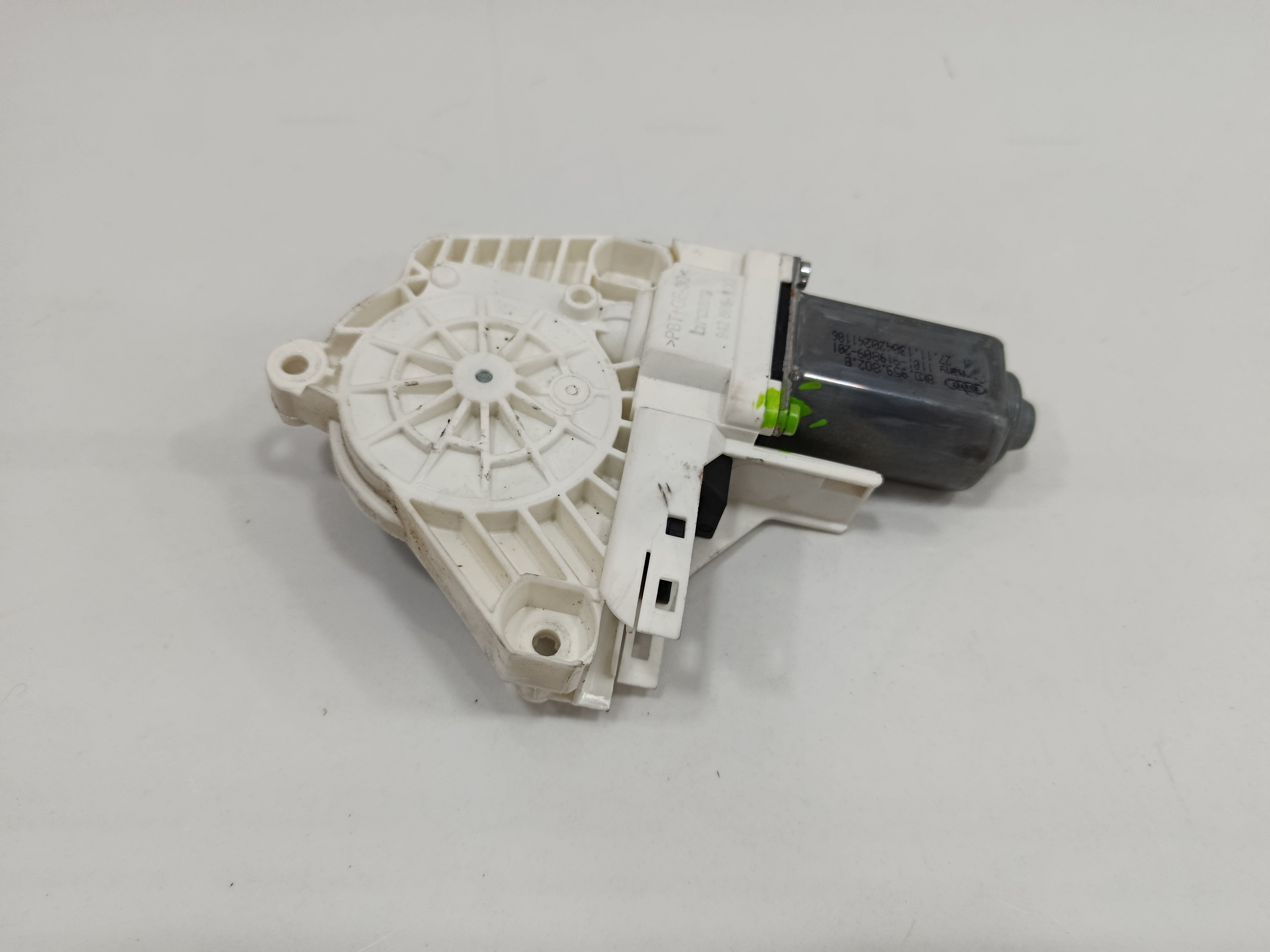 MOTOR ELEVALUNAS DELANTERO DERECHO AUDI Q3 (8U) 2.0 TDI (103kW) Advance