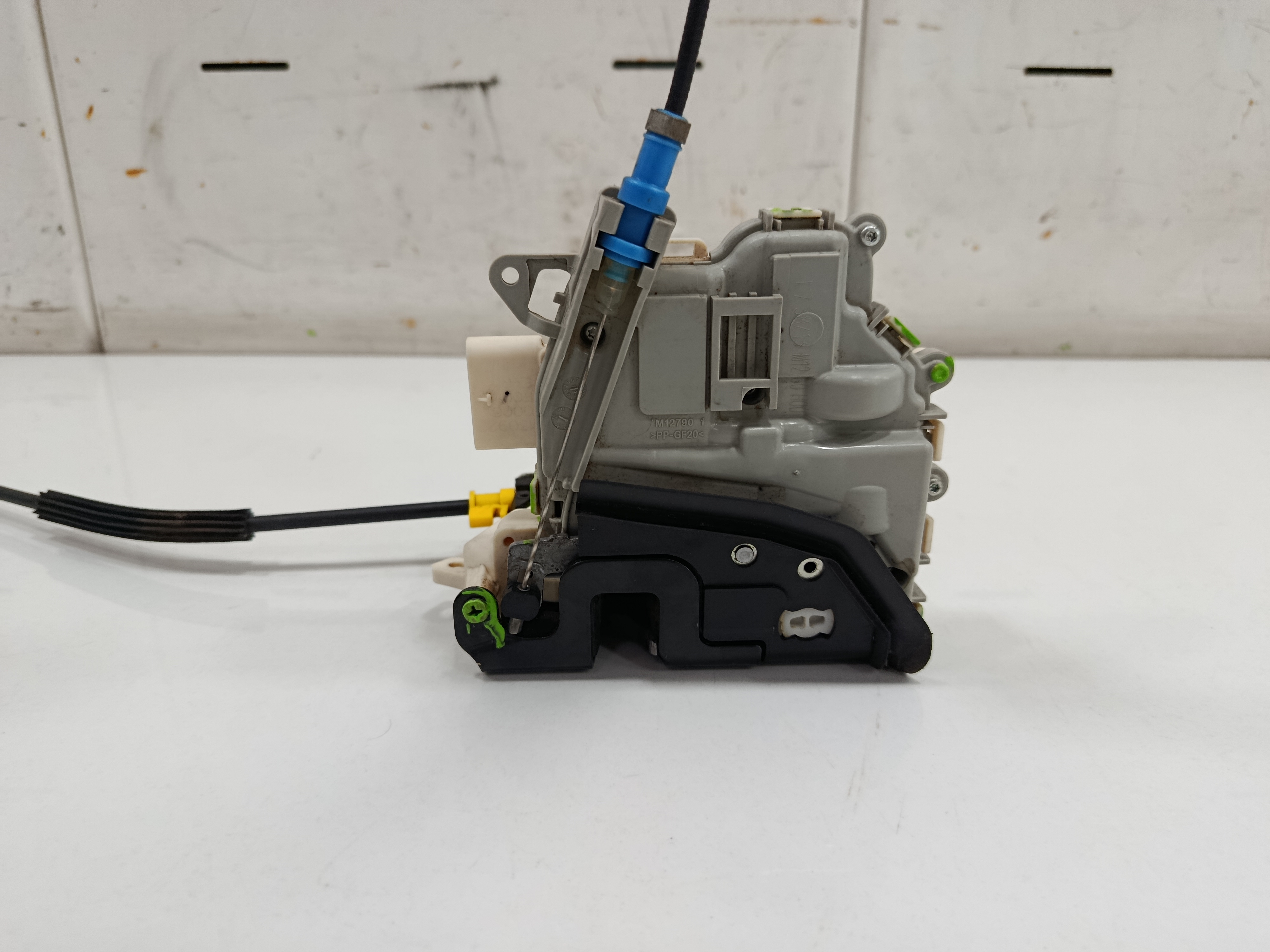 CERRADURA PUERTA DELANTERA DERECHA AUDI Q3 (8U) 2.0 TDI (103kW) Advance
