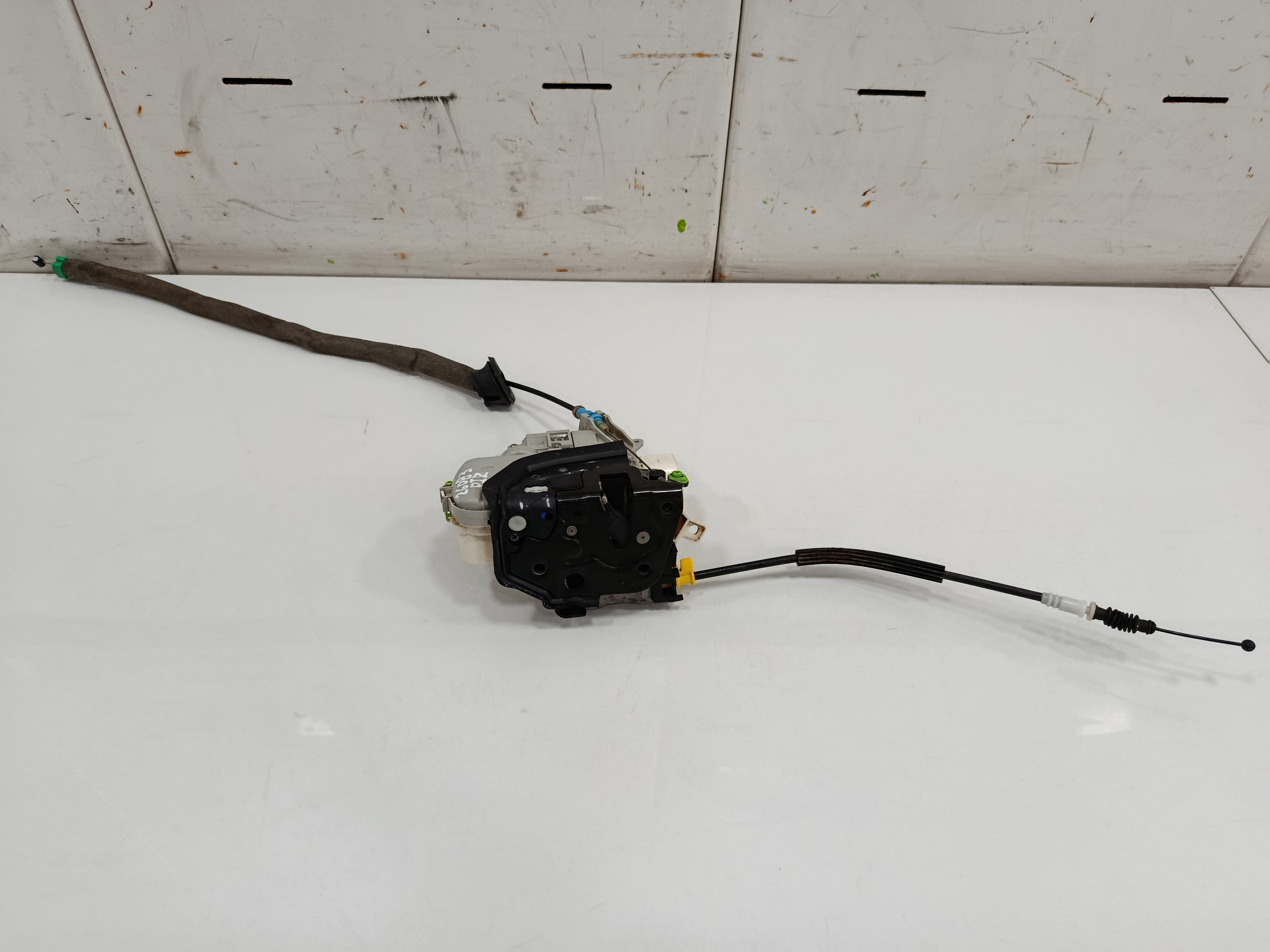 CERRADURA PUERTA DELANTERA IZQUIERDA AUDI Q3 (8U) 2.0 TDI (103kW) Advance