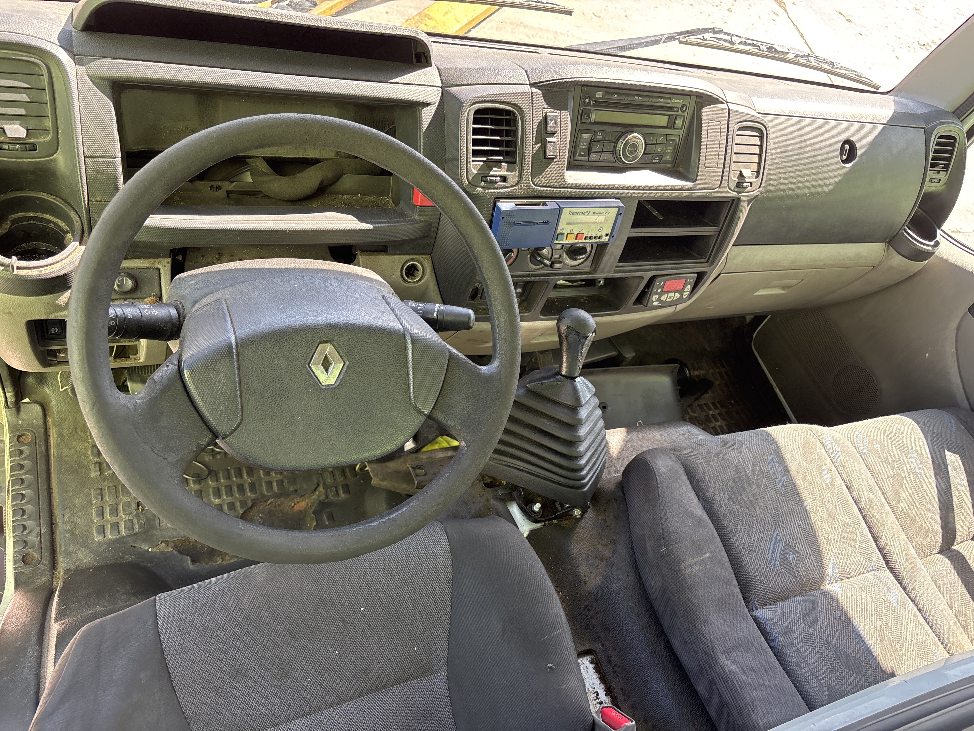 CABINA COMPLETA RENAULT MAXITY *