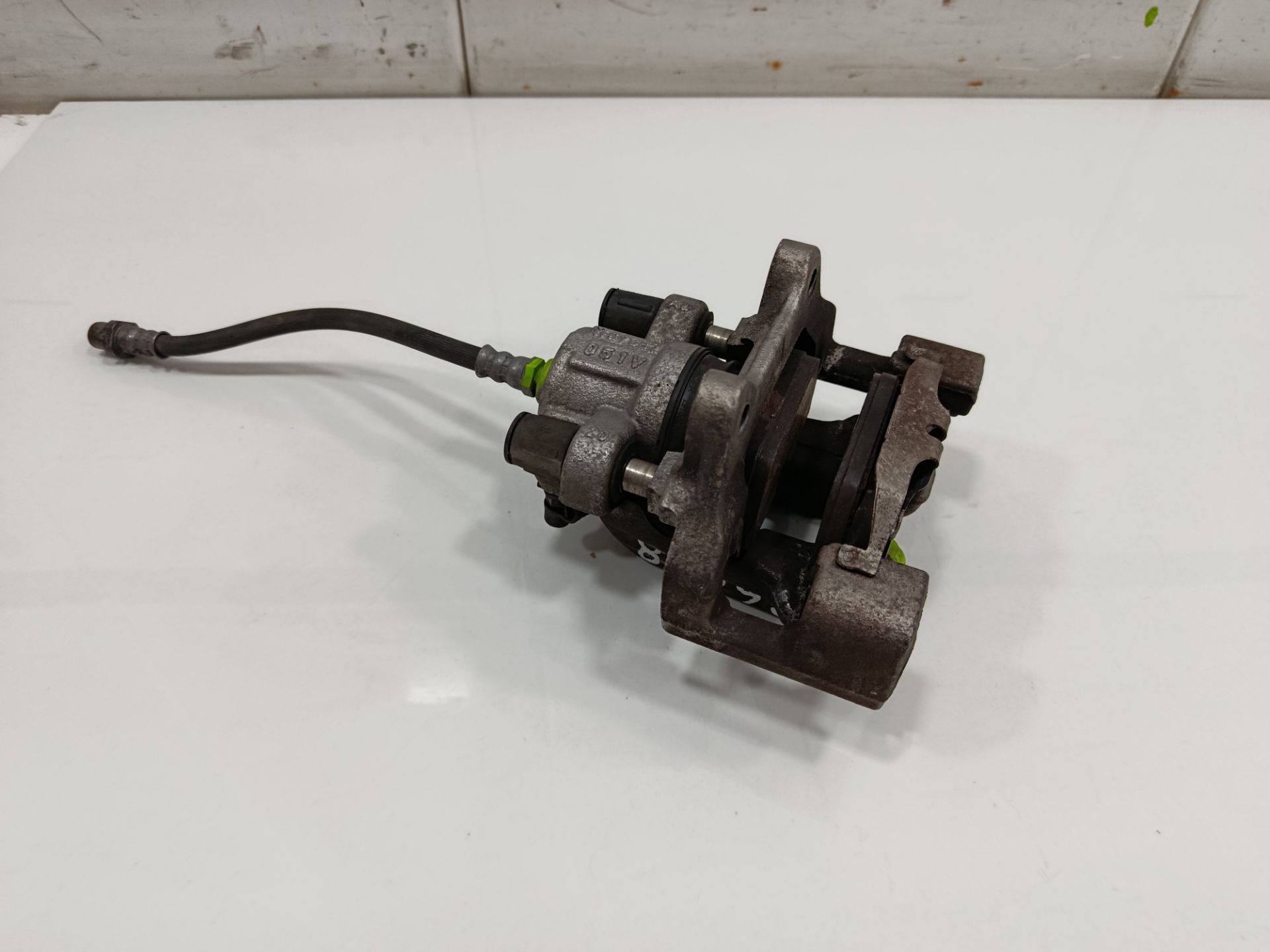 PINZA DE FRENO TRASERA IZQUIERDA BMW SERIE 3 LIM. (F30) 330e