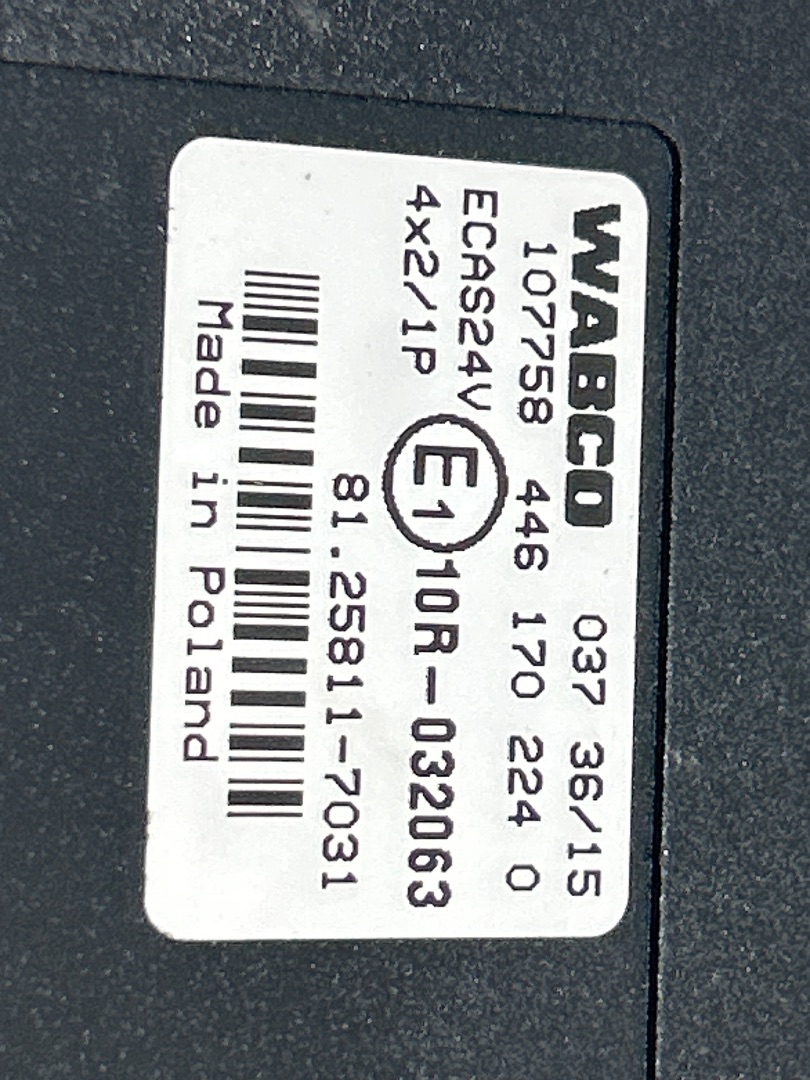MANDO ELEVALUNAS TRASERO DERECHO TOYOTA COROLLA (E21) HYBRID STYLE