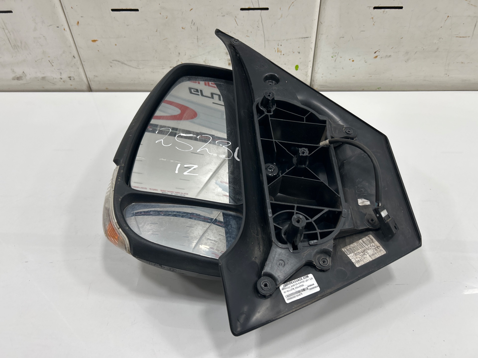 PILOTO TRASERO IZQUIERDO SKODA OCTAVIA COMBI (5E5) *